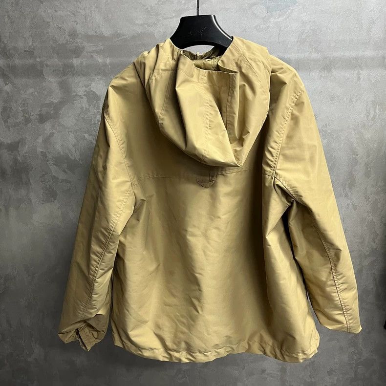Louis Vuitton louis vuitton Beige pin full logo reversible long jacket 25 Size US L / EU 52-54 / 3 - 2 Thumbnail