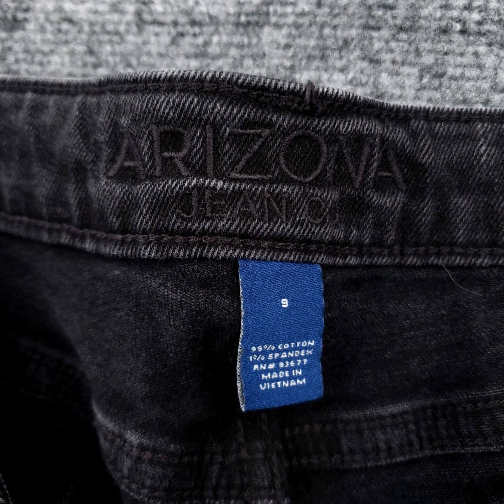 Vintage Arizona Jeans Shorts Womens 9 Black Mid-Rise 5-Pocket Denim Hot Pants Casual Summer Women Regular Fit Black Size 30" / US 8 / IT 44 - 3 Thumbnail