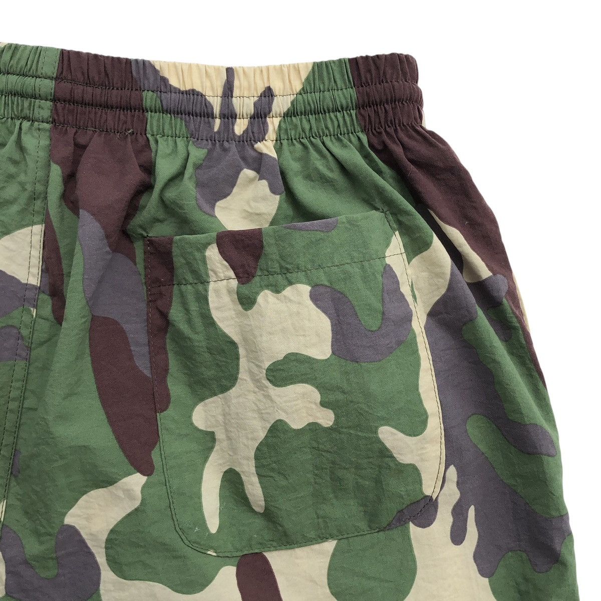 Moschino MOSCHINO Cheap And Chic Camo Swimming Short Pants Size US 34 / EU 50 - 10 Thumbnail