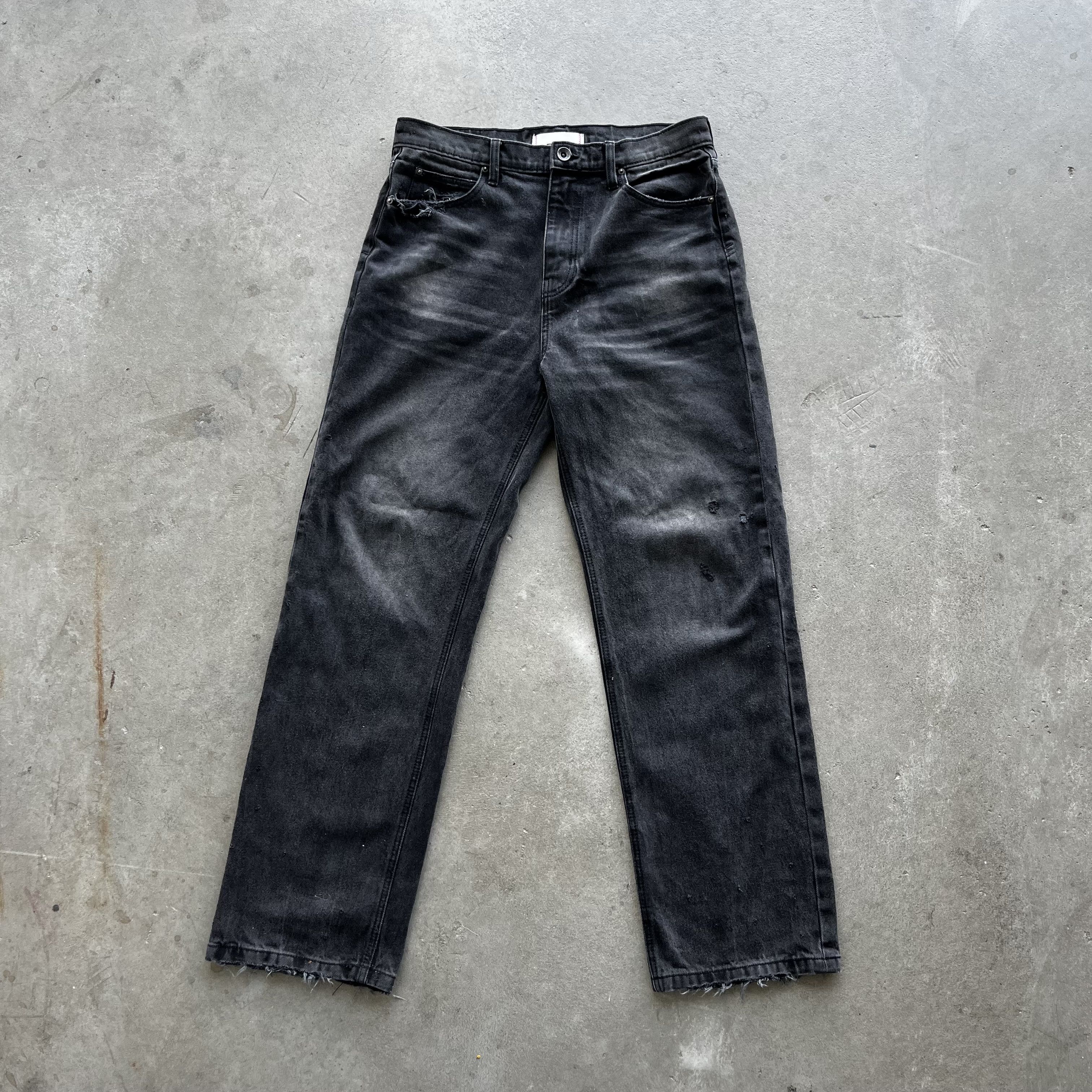 Japanese Brand Black faded baggy denim jeans Size US 32 / EU 48 - 1 Thumbnail