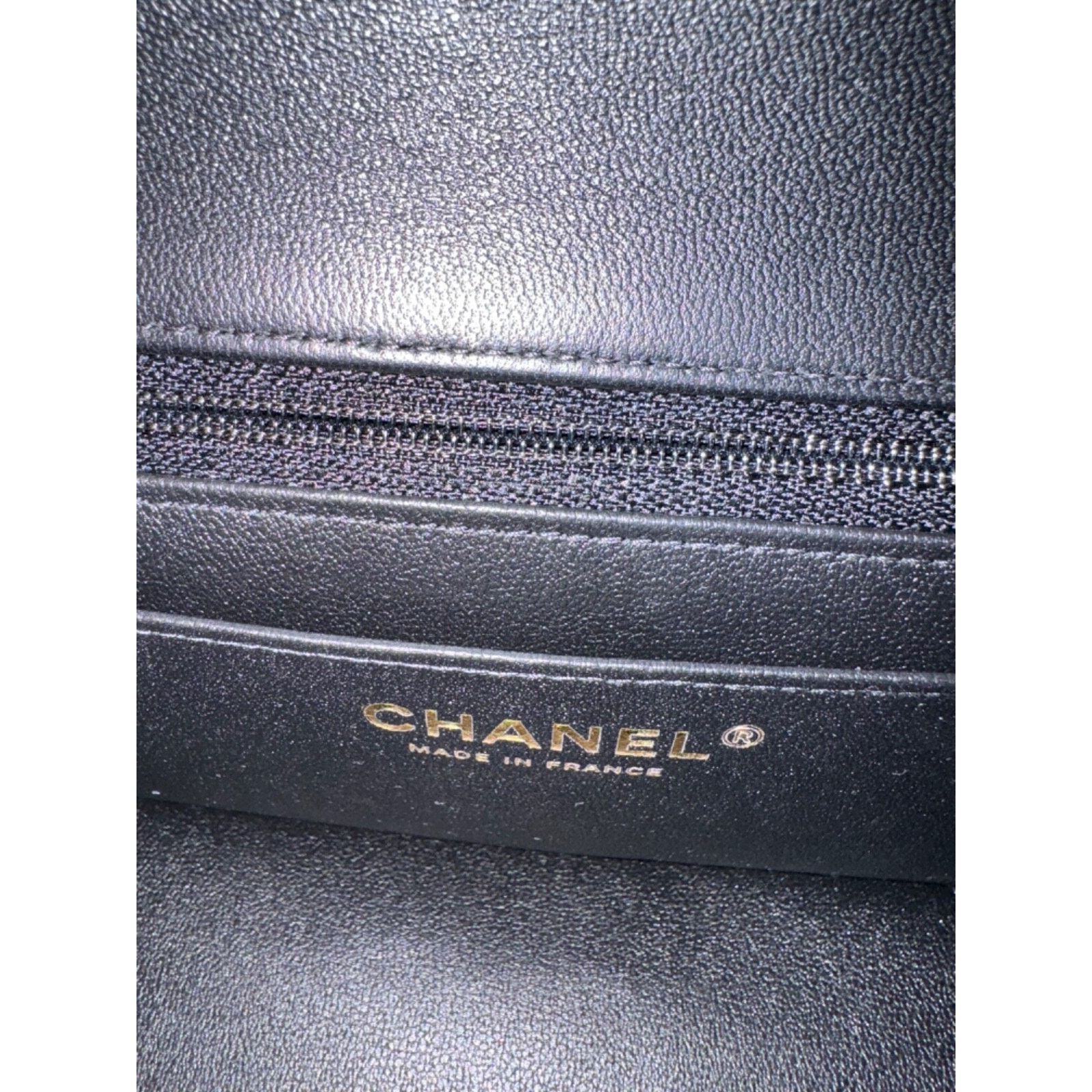 Chanel Chanel Logo Mini Flap Rectangle CC Shoulder Crossbody Bag Size ONE SIZE - 21 Thumbnail