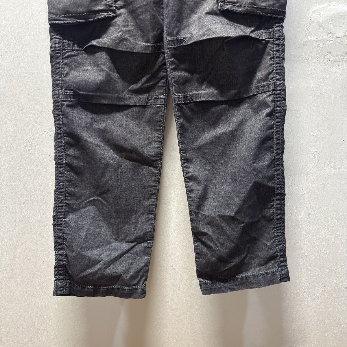True Religion True Religion Black Cargo Pants Size US 33 - 5 Thumbnail