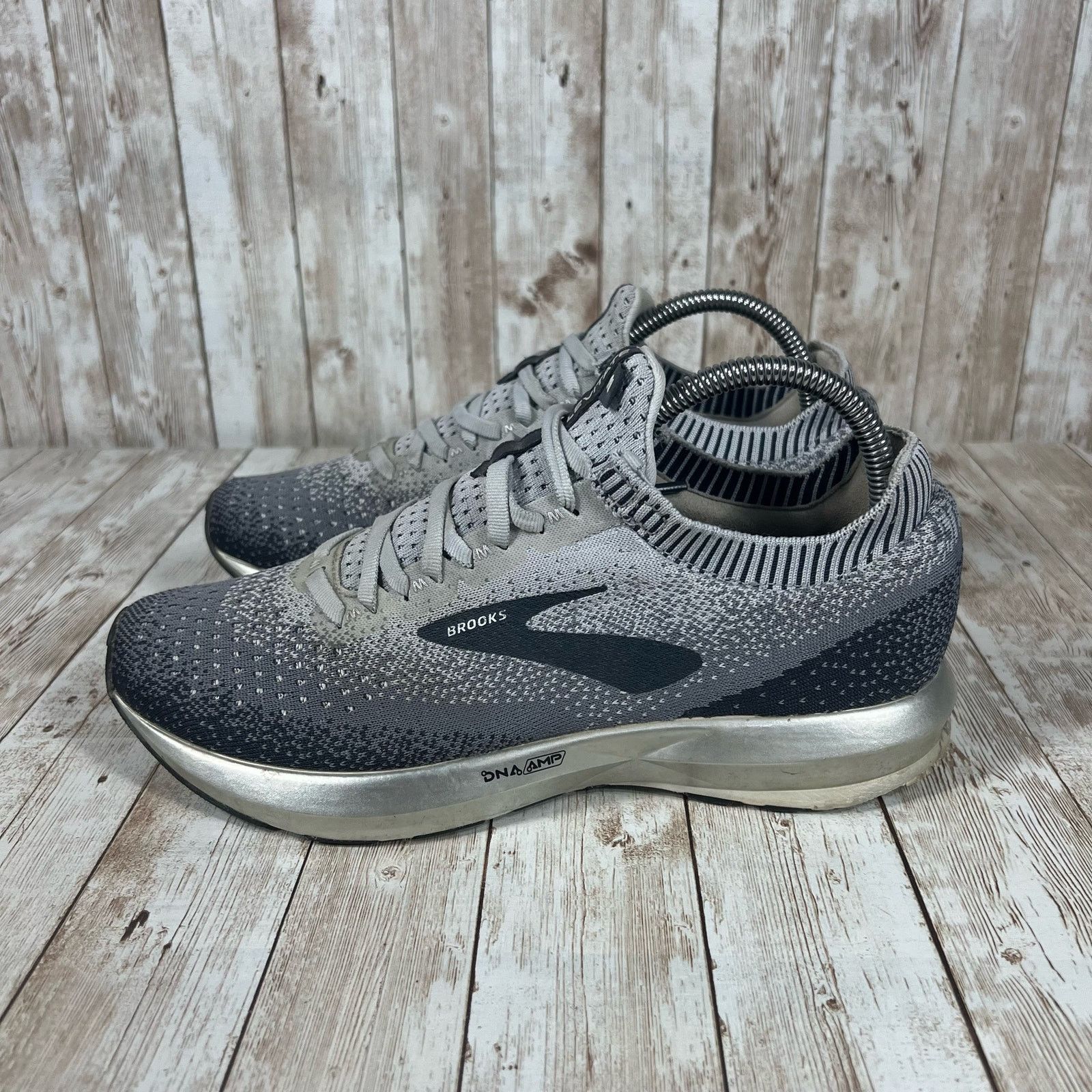 Brooks Brooks levitate 2 chrome Womens 8.5 Size US 8.5 / IT 38.5 - 2 Thumbnail