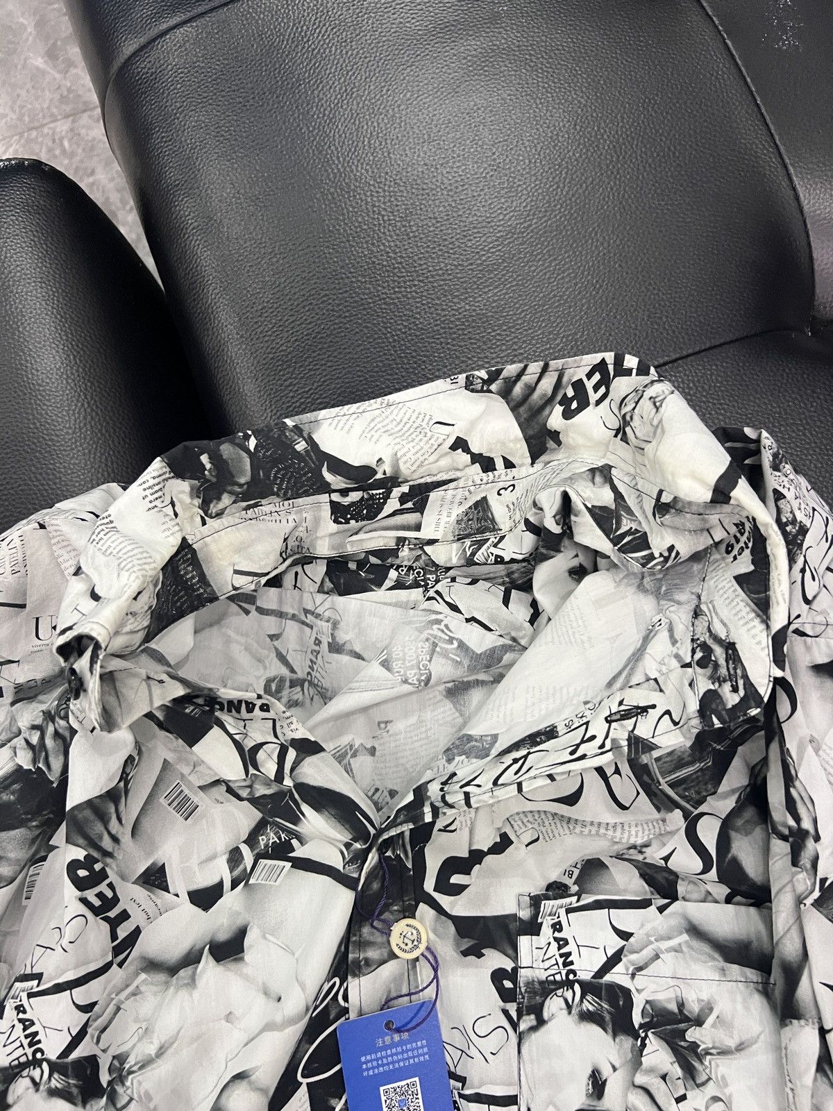 Balenciaga Balenciaga SS19 Magazine Poster Shirt Size US XS / EU 42 / 0 - 14 Thumbnail