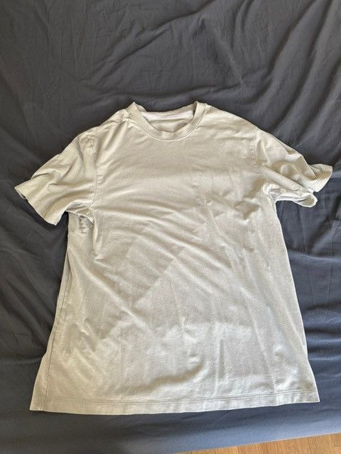 Lululemon Lululemon Zeroed In Short-Sleeve Shirt Size US L / EU 52-54 / 3 - 1 Thumbnail