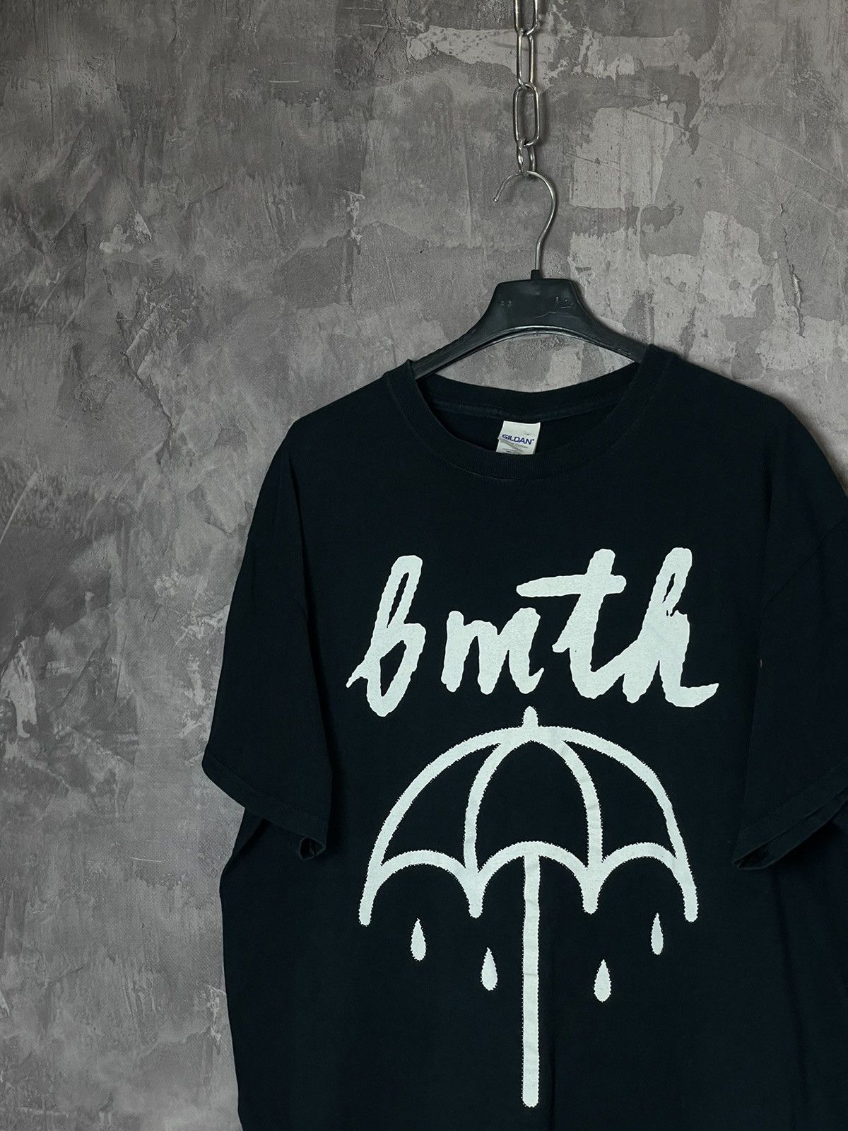 Band Tees × Vintage VTG Bring Me The Horizon "The Spirits" Tee Umbrella TourTee Size US L / EU 52-54 / 3 - 4 Thumbnail