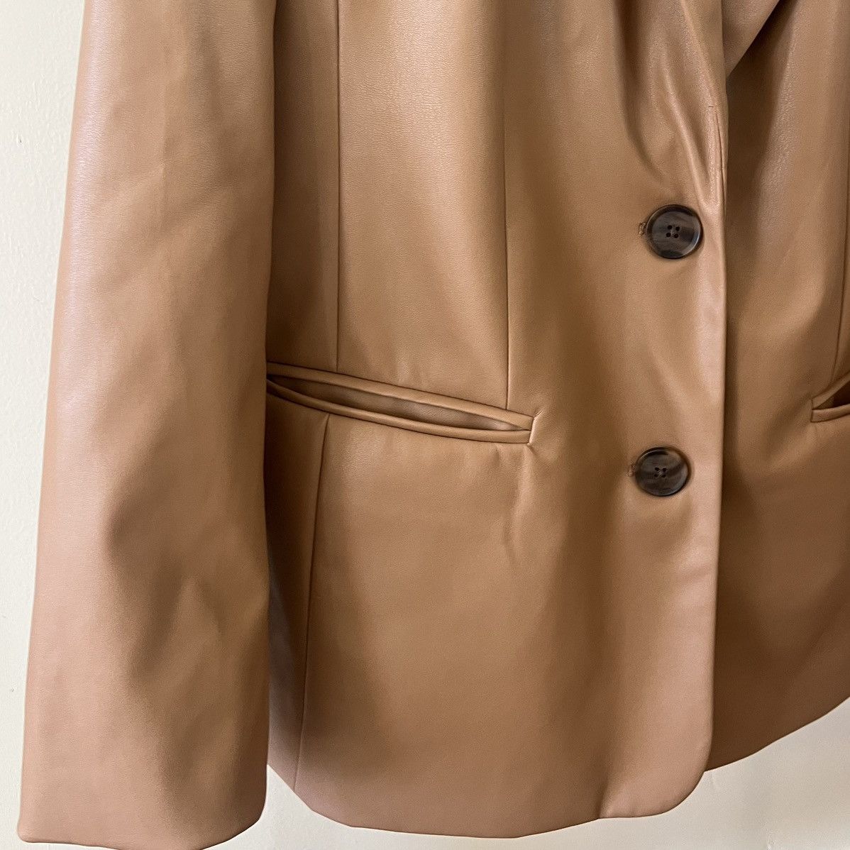 Target Basics Women’s Brown Tan Faux Leather Jacket Blazer Size Small Size S / US 4 / IT 40 - 3 Thumbnail