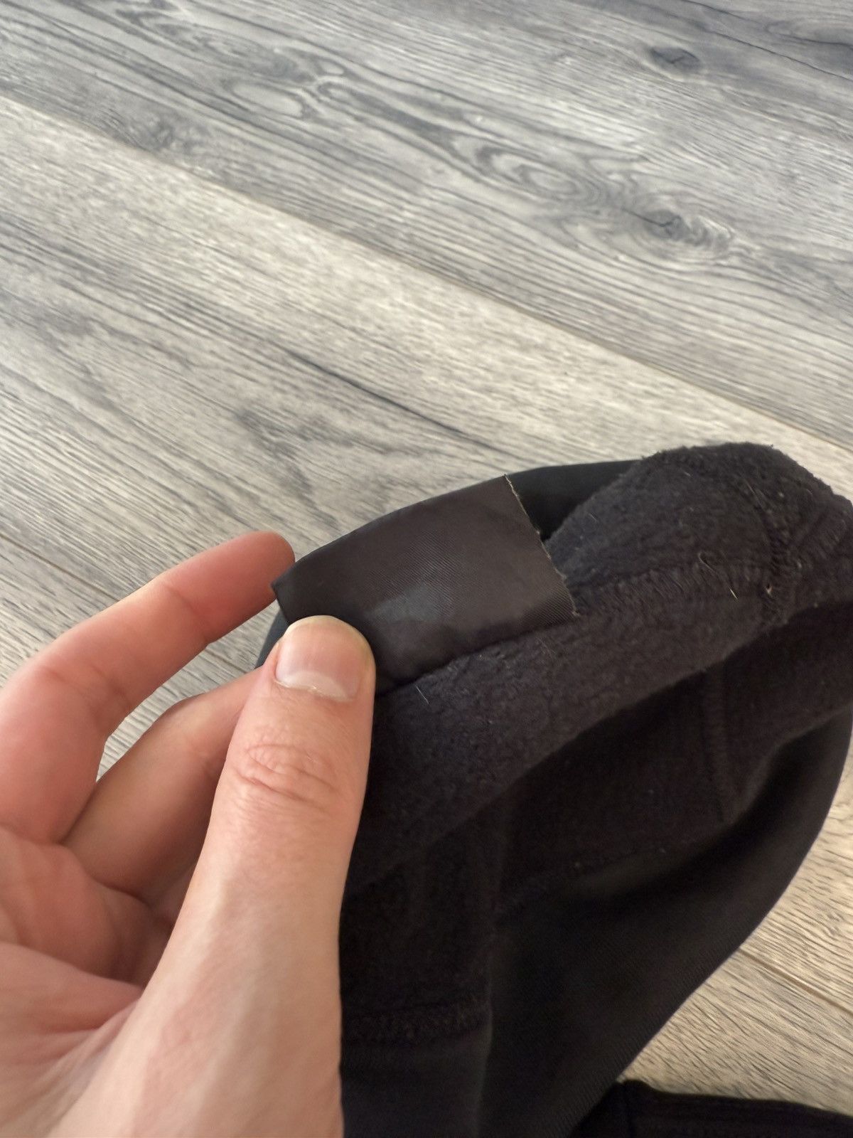 Prada Prada Black Cotton Beanie with Red Logo Tab Size ONE SIZE - 4 Thumbnail