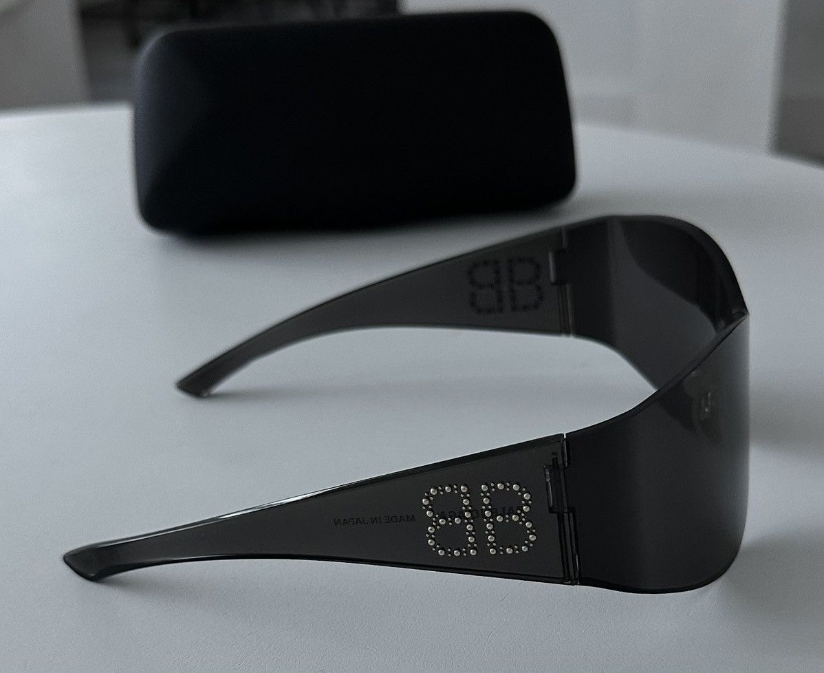 Balenciaga Balenciaga black shield BB mask sunglasses Size ONE SIZE - 11 Thumbnail