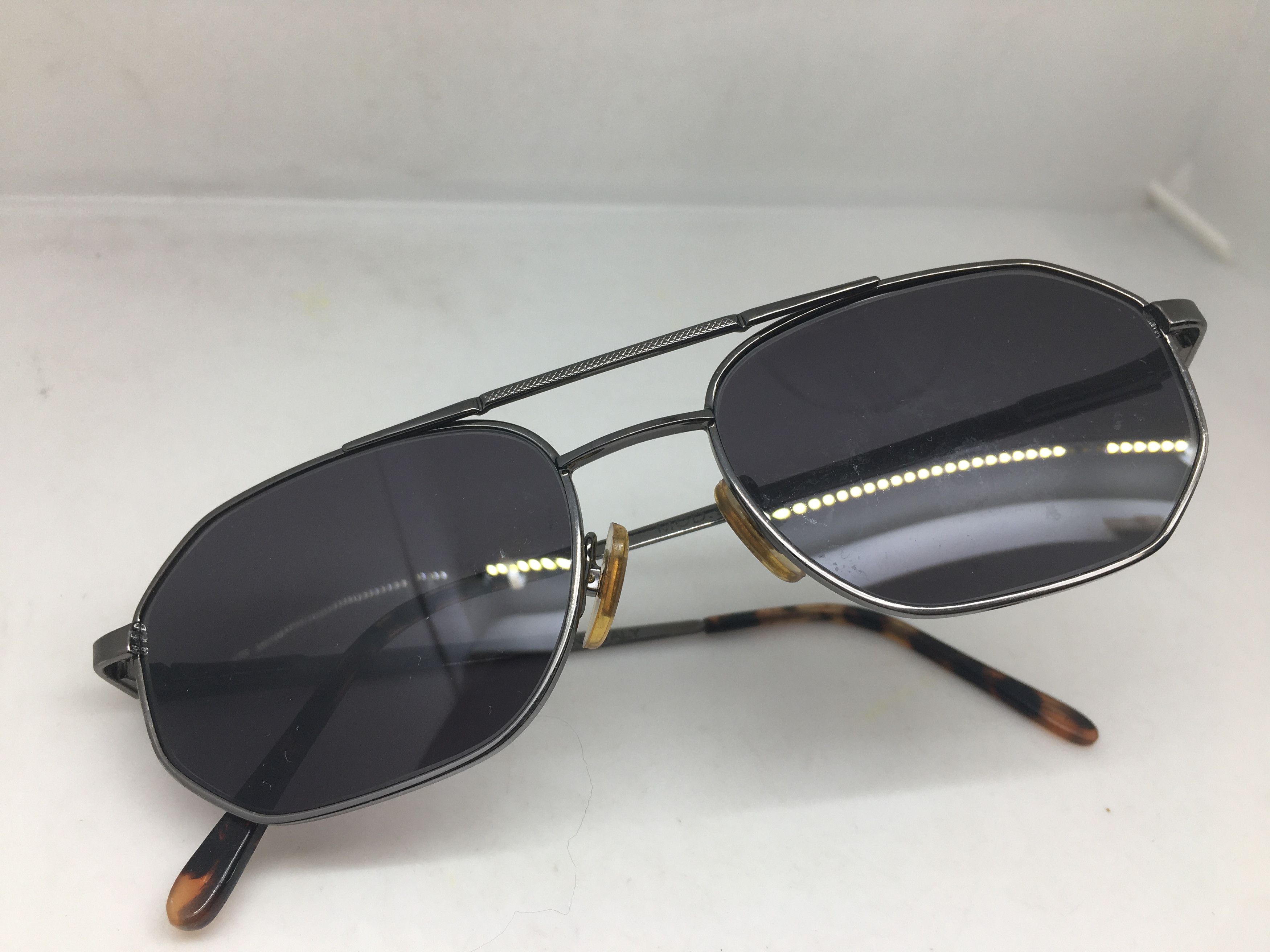 DKNY Dnky Mod 9606 Grey Silver Sunglasses Frame Made in Italy Size ONE SIZE - 7 Thumbnail