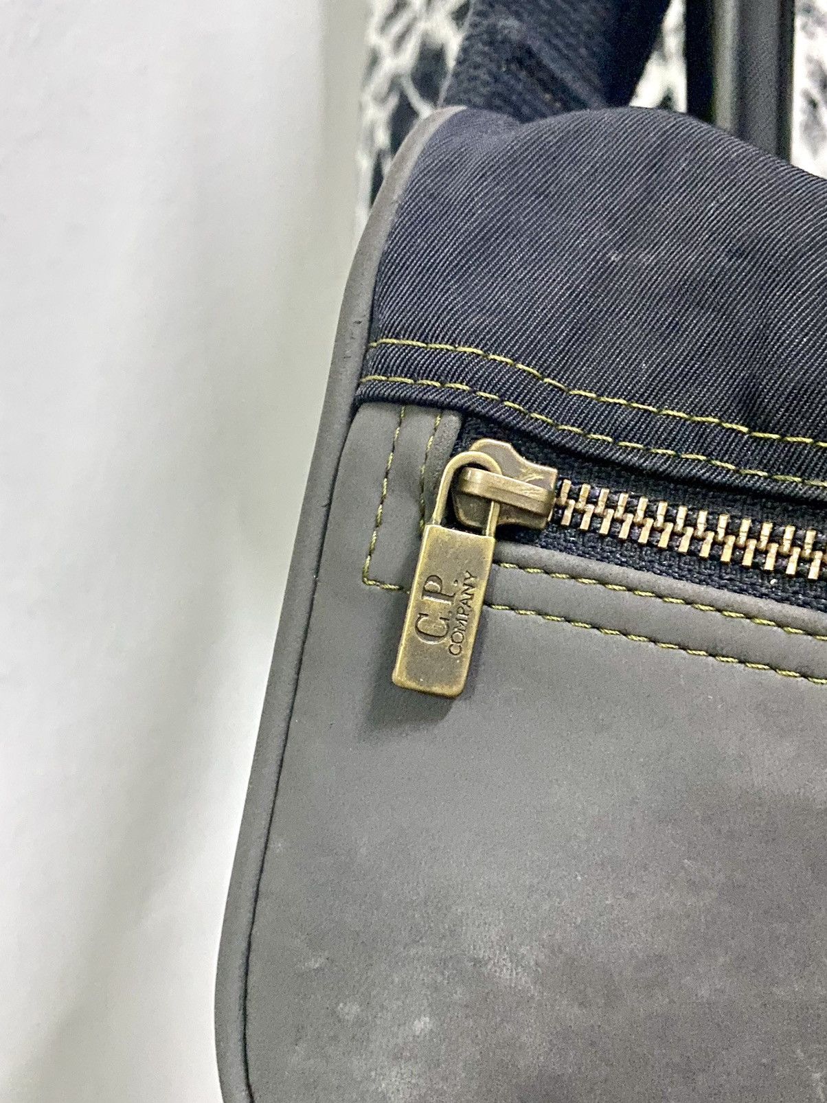C.P. Company Vintage Rare C.P Company Adjustable Sling Bag Size ONE SIZE - 5 Thumbnail