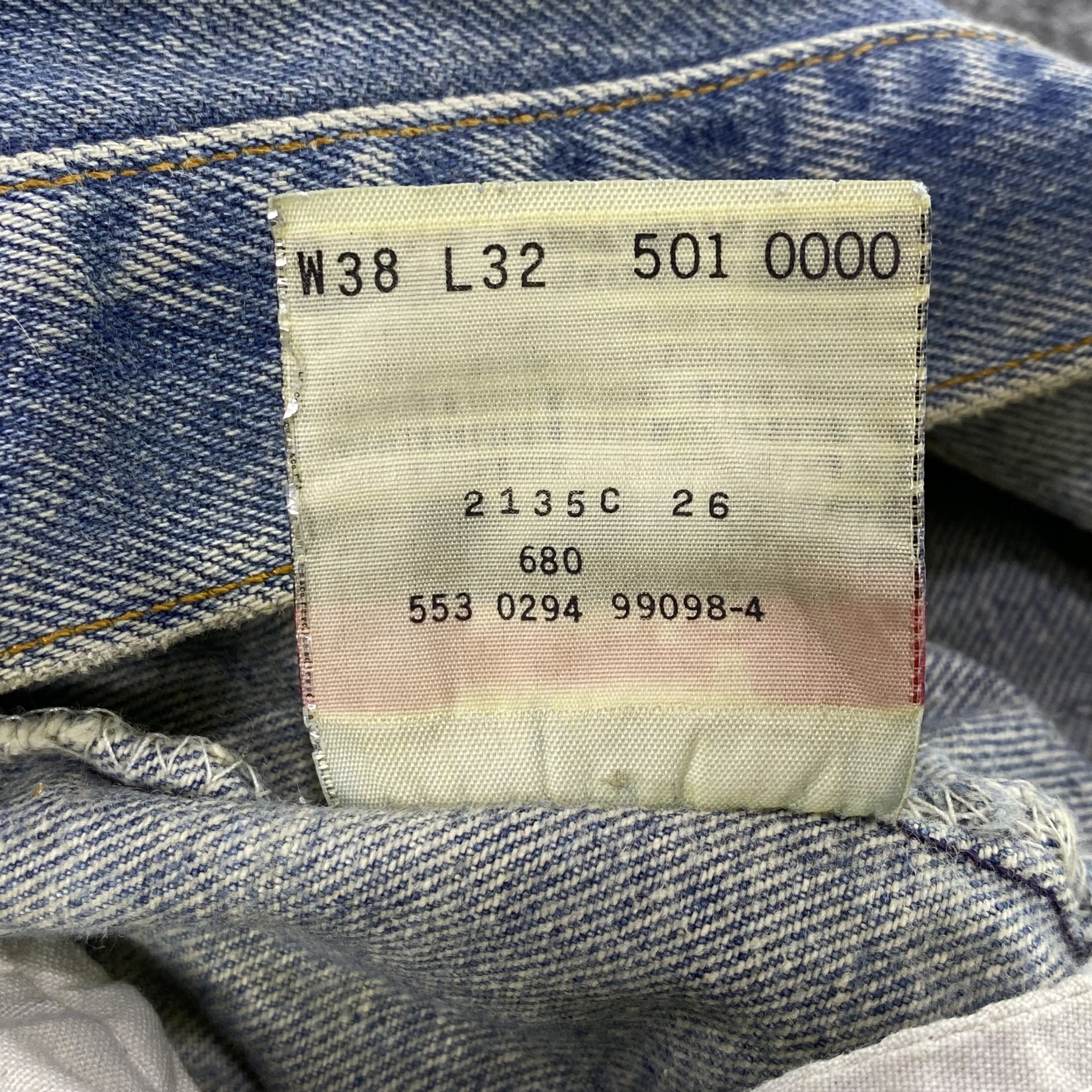 Vintage Levi's 501 Blue Wash Distressed Jeans-J1159