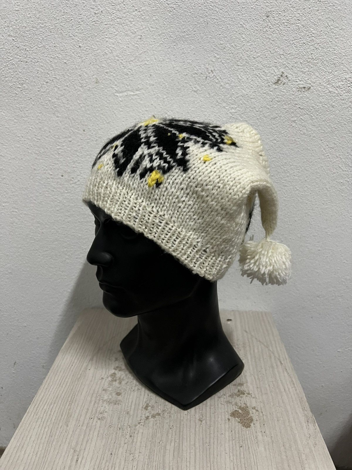Handmade Vintage Handmade knit bobble Beanie Hat Size ONE SIZE - 3 Thumbnail
