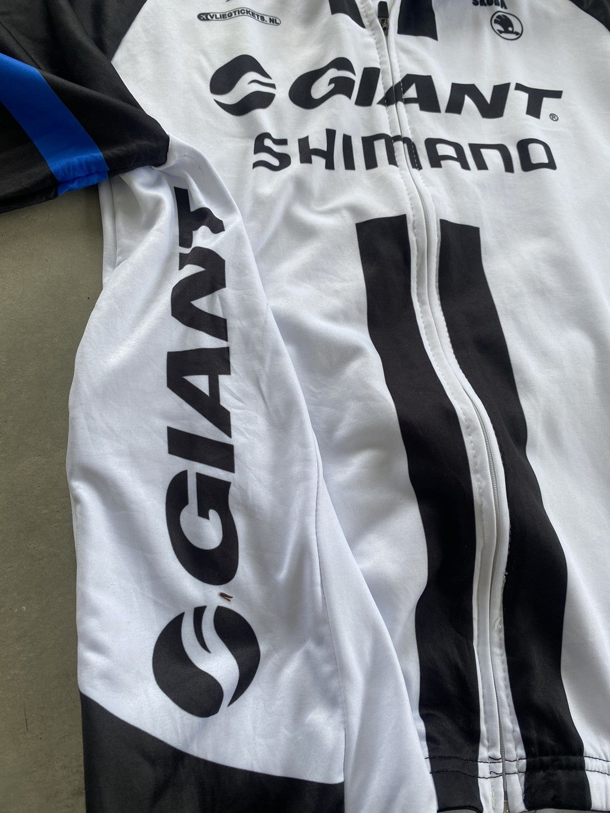 Other VINTAGE Y2k GIANT SHIMANO SKODA CYCLING JERSEY Size US M / EU 48-50 / 2 - 7 Thumbnail
