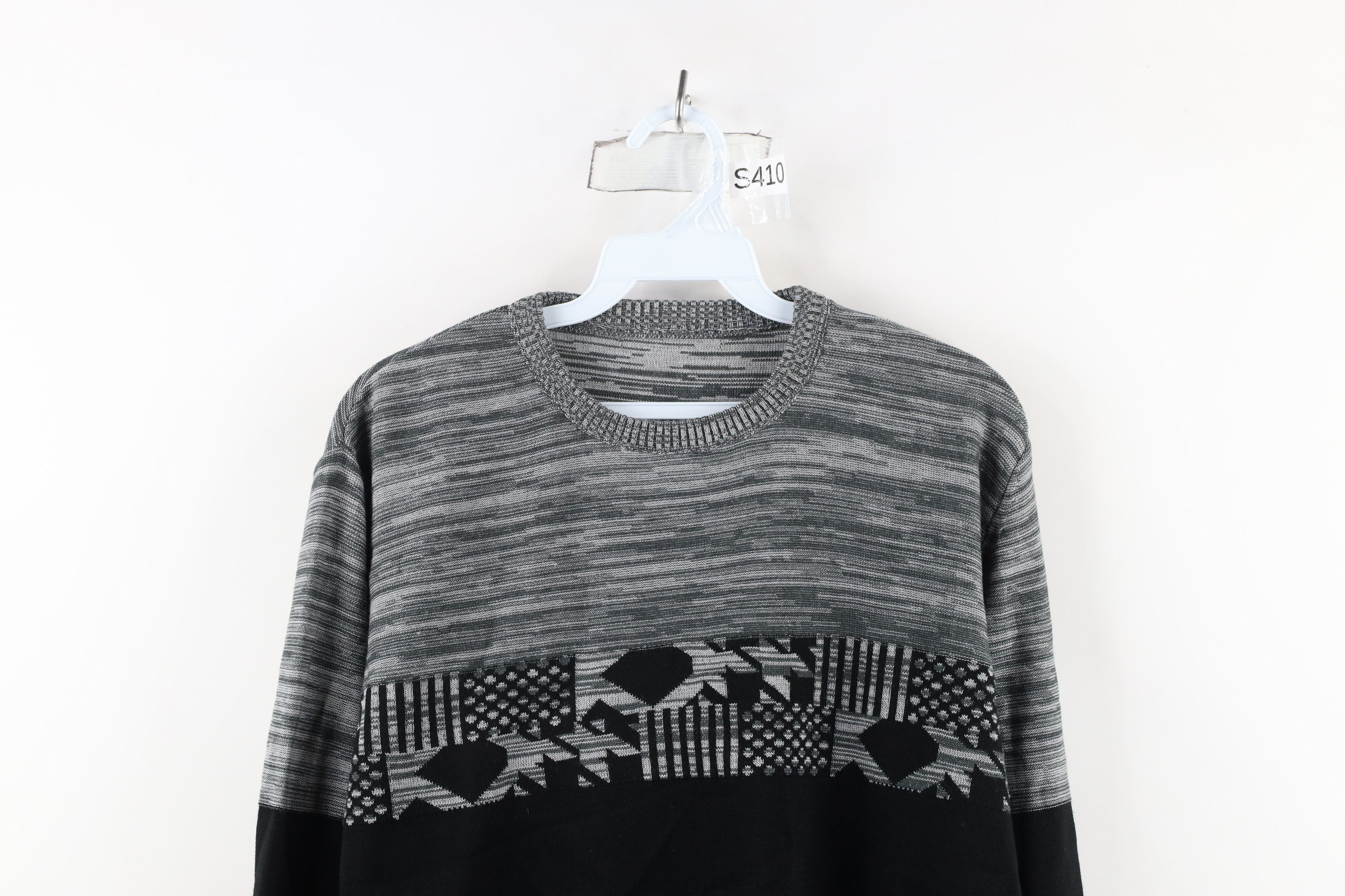 Vintage Vintage 90s Coogi Style Fiesta Knit Crewneck Sweater Size US S / EU 44-46 / 1 - 2 Thumbnail