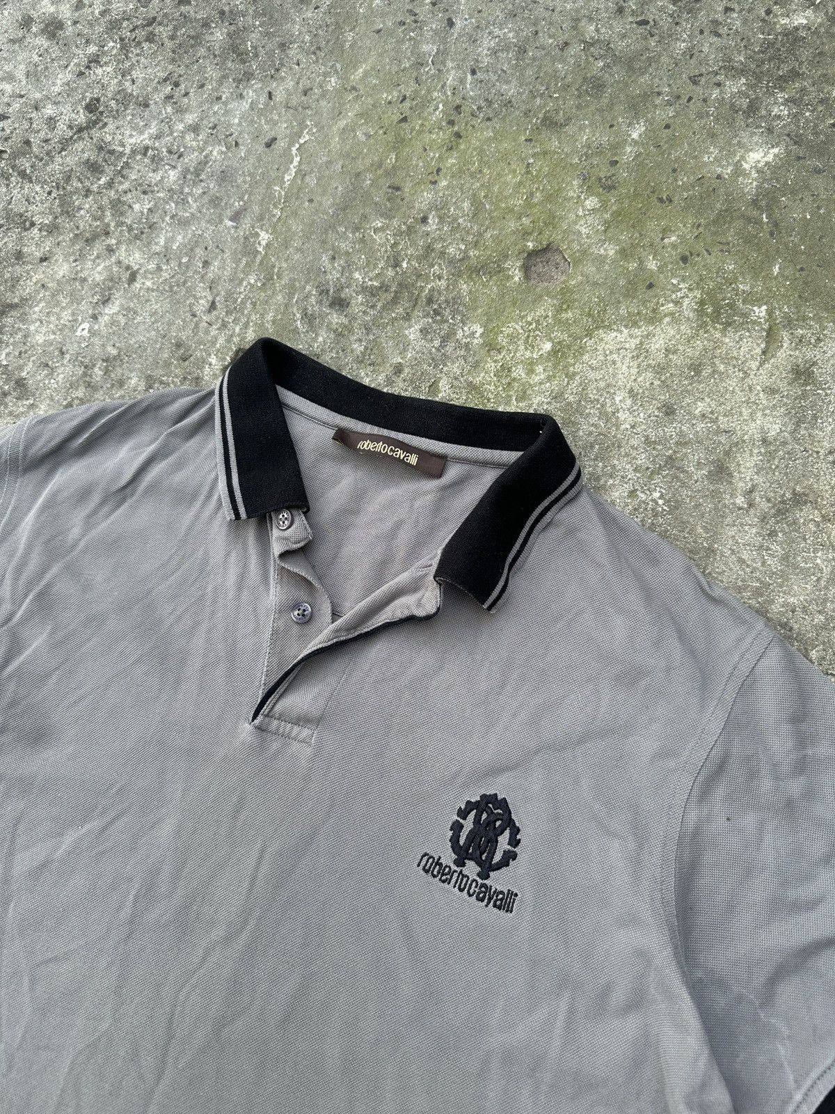 Roberto Cavalli Roberto Cavalli Logo Polo Streetwear Luxury Style Rare L Size US L / EU 52-54 / 3 - 2 Thumbnail