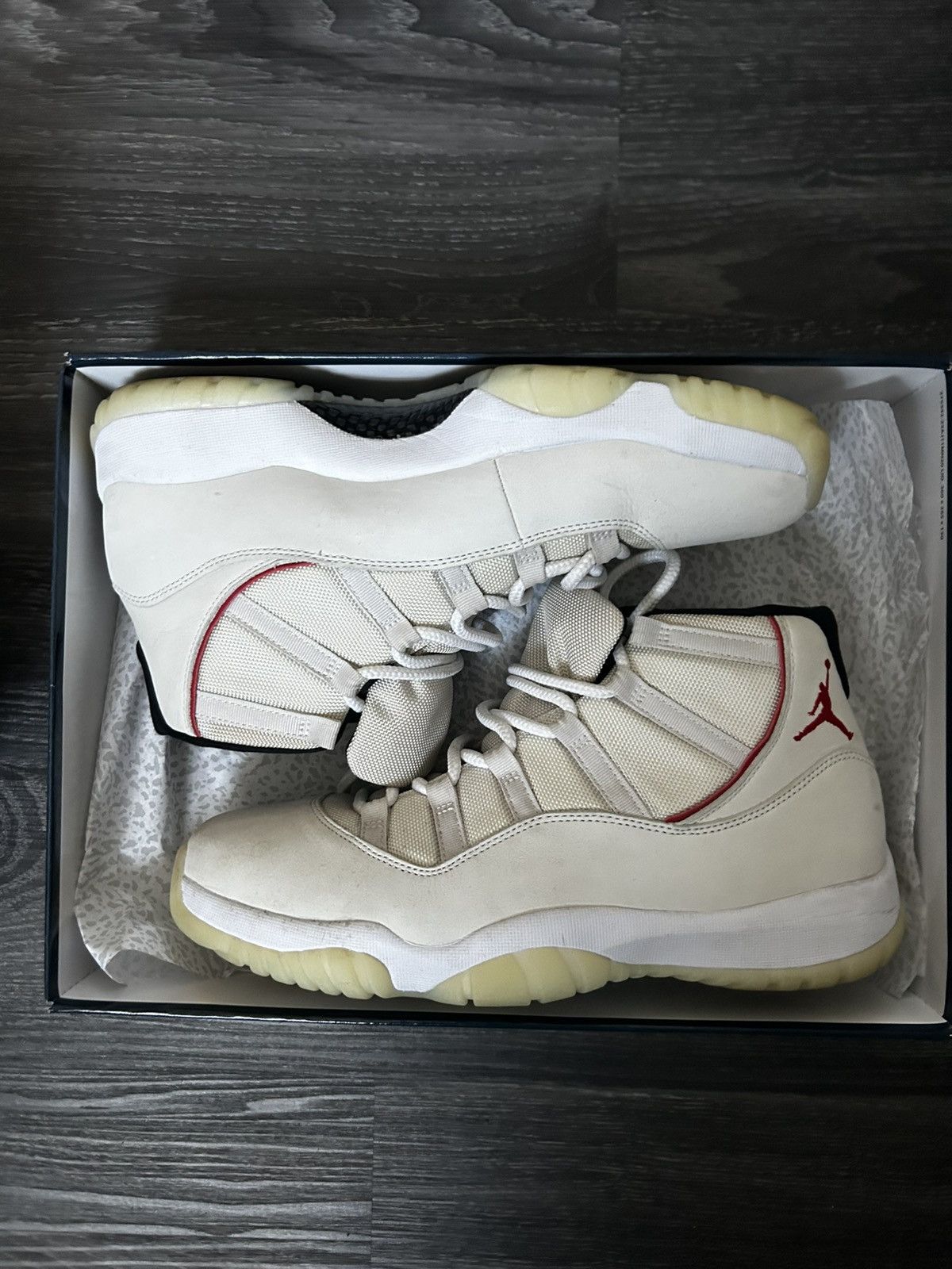 Jordan Brand × Nike Platinum Tint Jordan 11s - Size 12 Size US 12 / EU 45 - 6 Thumbnail