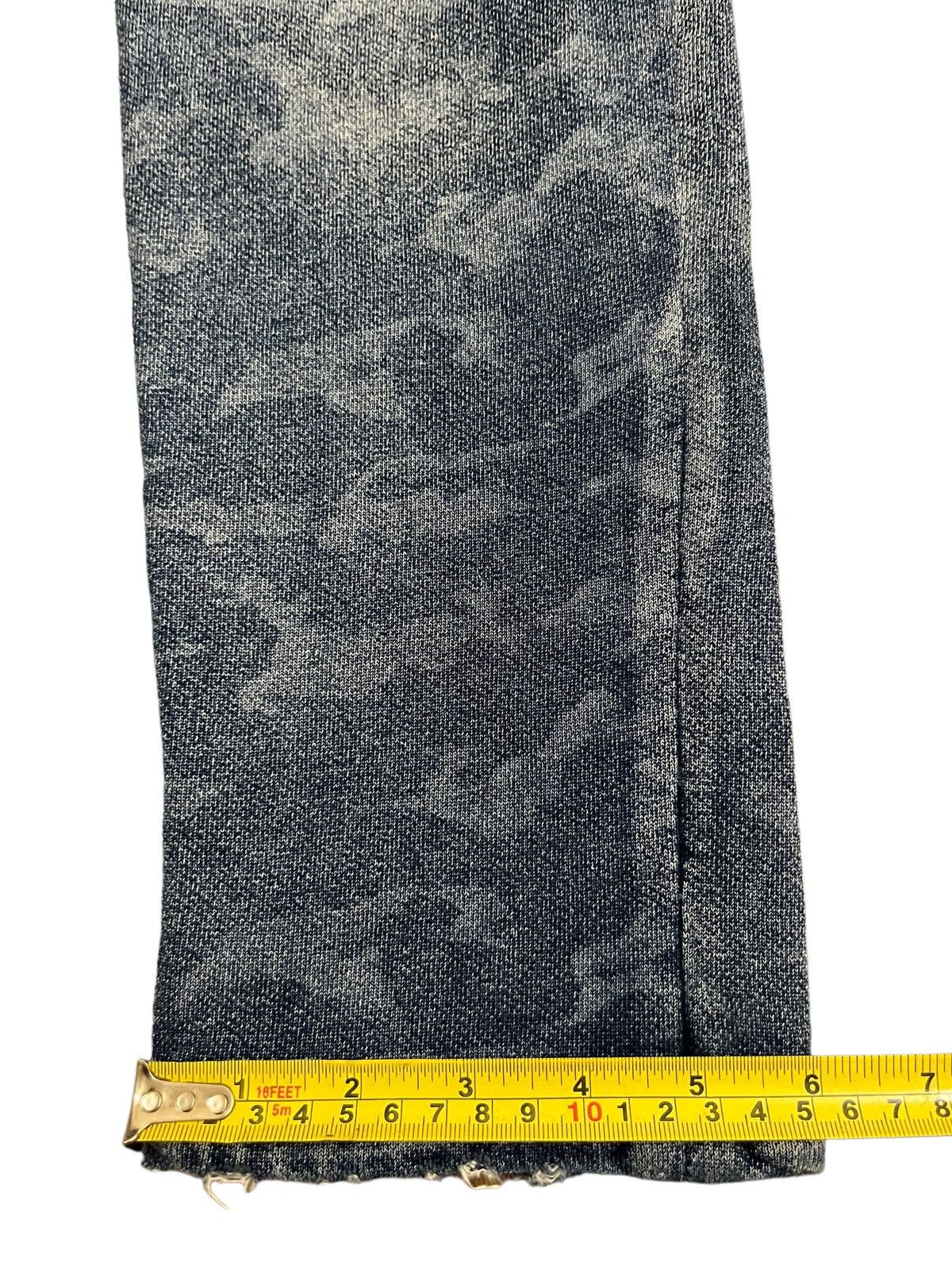 5351 POUR LES HOMMES 5351 Pour Les Homme Acid Wash Embosed Printed Distress Pants Size US 32 / EU 48 - 24 Thumbnail