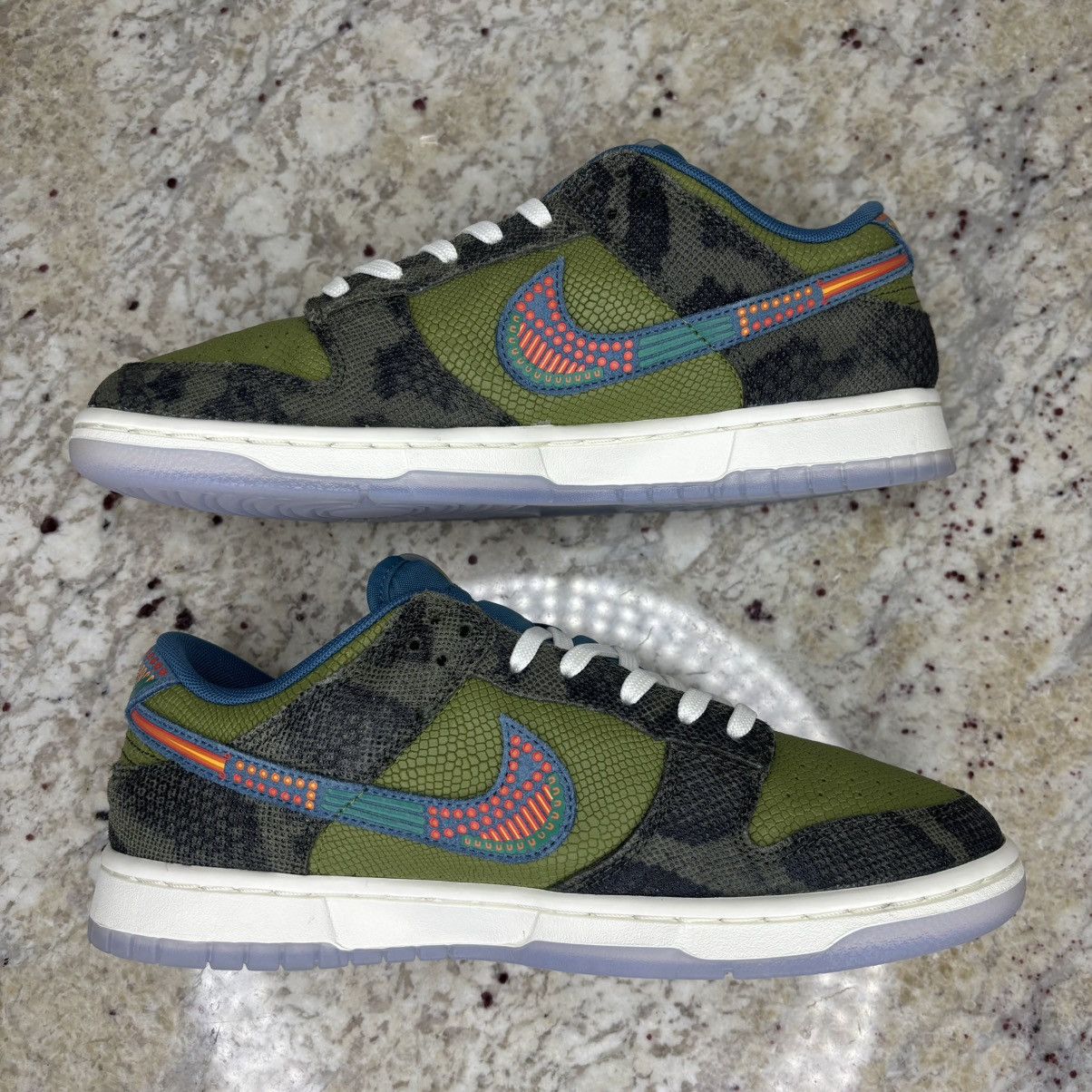 Nike Size 10-Nike Dunk Low Siempre Familia Gently Worn With Box Size US 10 / EU 43 - 3 Thumbnail