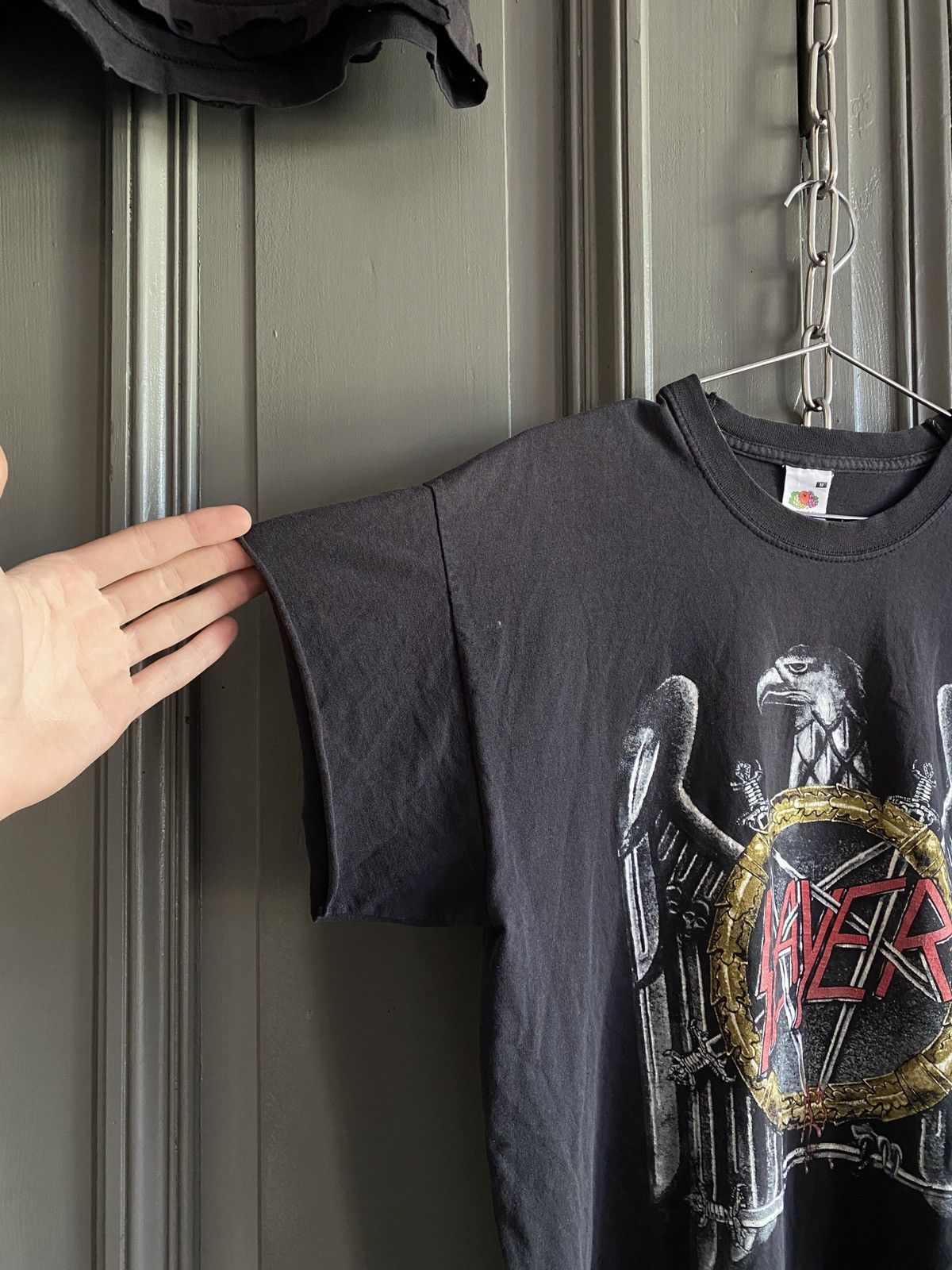 Band Tees × Slayer × Vintage Vintage Trashed Slayer 2008 Cut Sleeves Tee Size US M / EU 48-50 / 2 - 4 Thumbnail