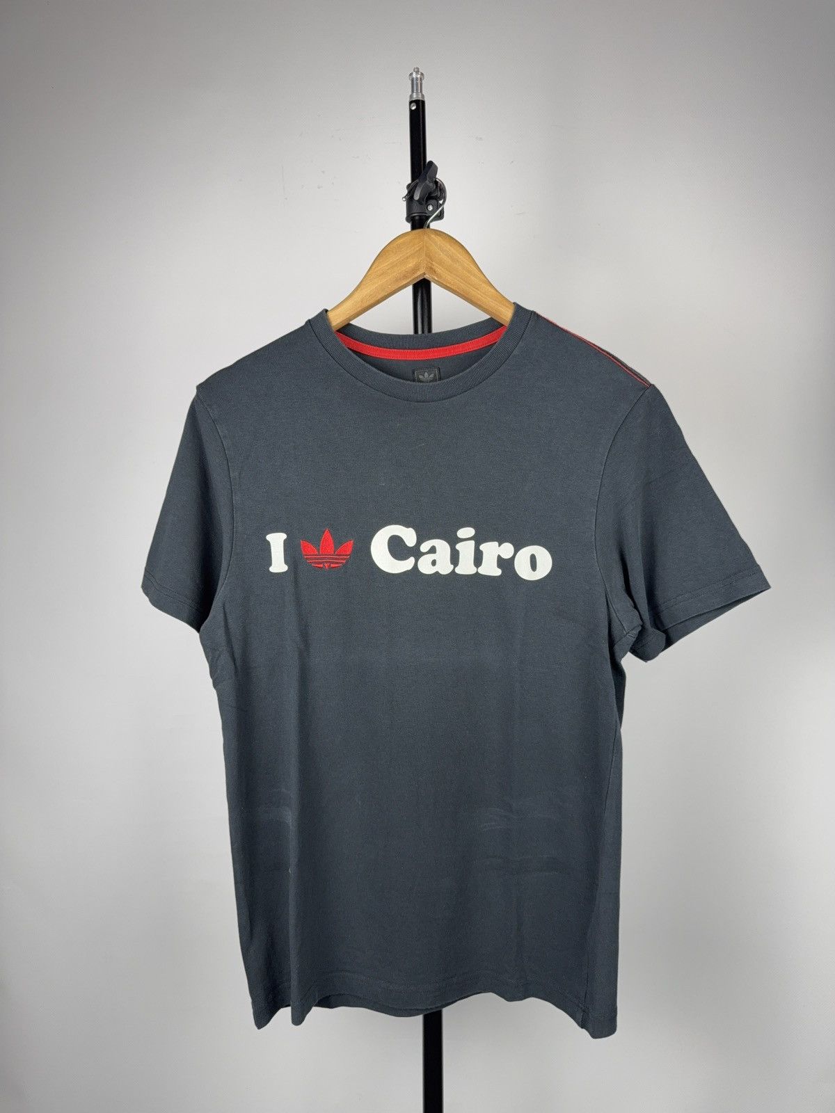 Adidas 00s Adidas Originals I Love Cairo Graphic T-Shirt Grey Size US S / EU 44-46 / 1 - 1 Thumbnail