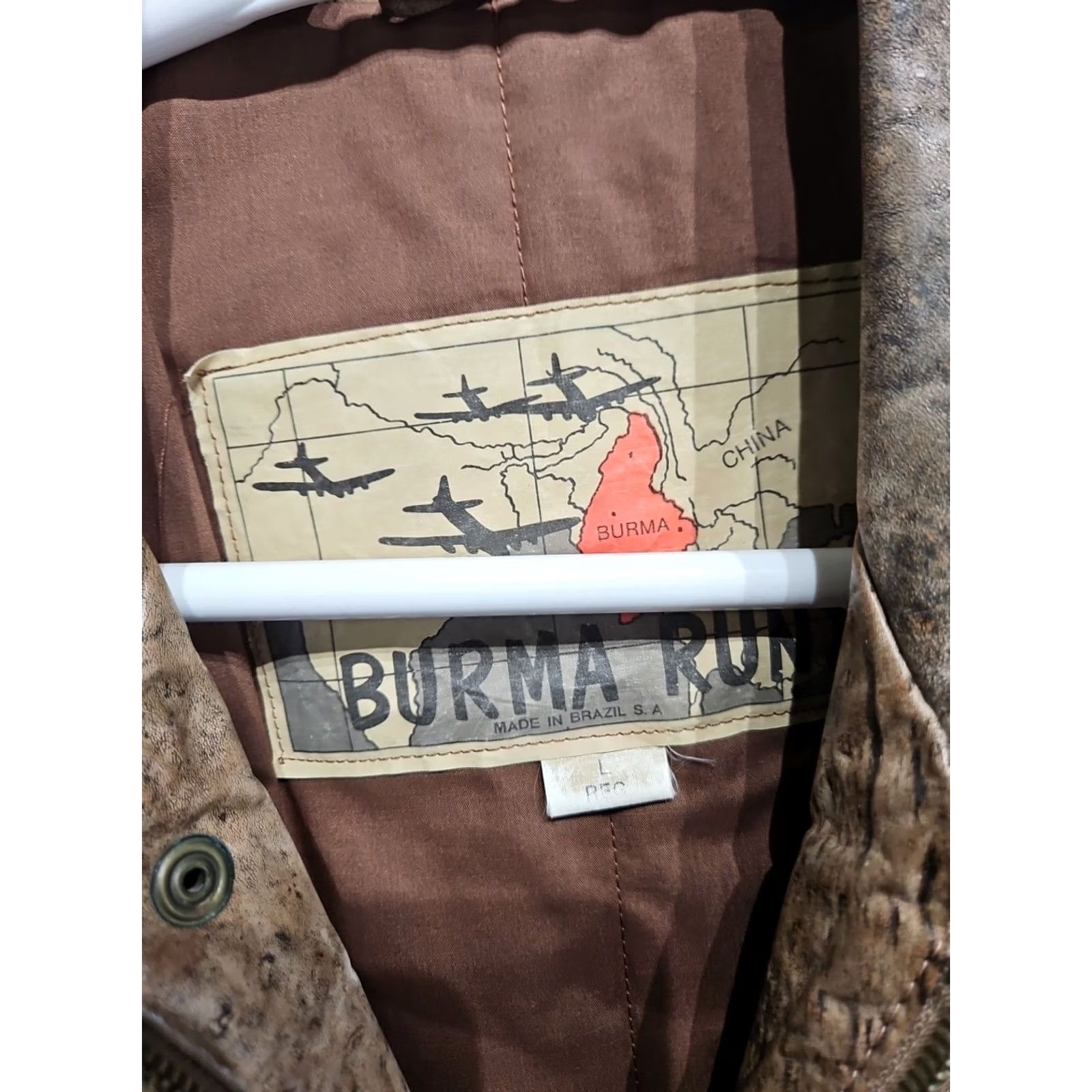 Vintage VINTAGE Burma Run Brown Leather Bomber Jacket Mens L 1990s Aviator Distressed Leather Quilted Liner Winter Fall Spring Motorcycle Style Size US L / EU 52-54 / 3 - 7 Thumbnail