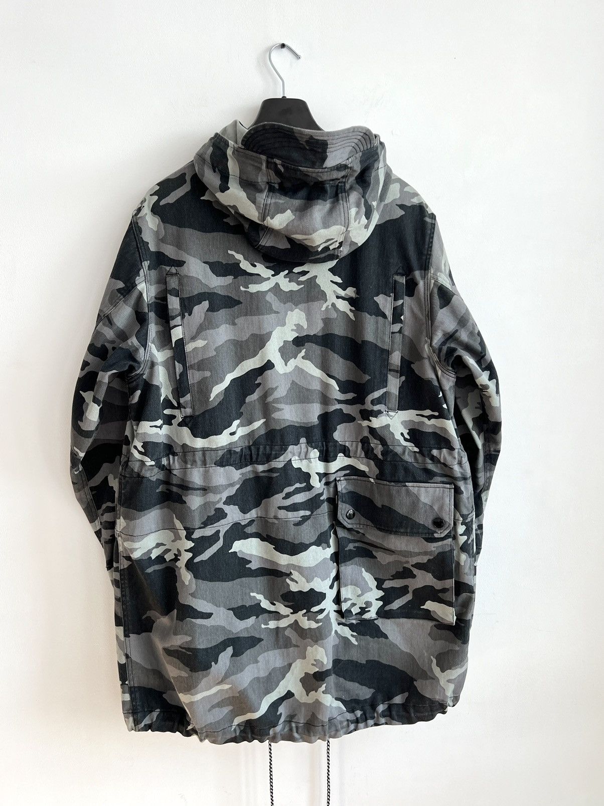 Armani × Armani Exchange × Emporio Armani Armani Exchange F/W18 Arctic Camo Military Multipocket Parka Size US M / EU 48-50 / 2 - 3 Thumbnail