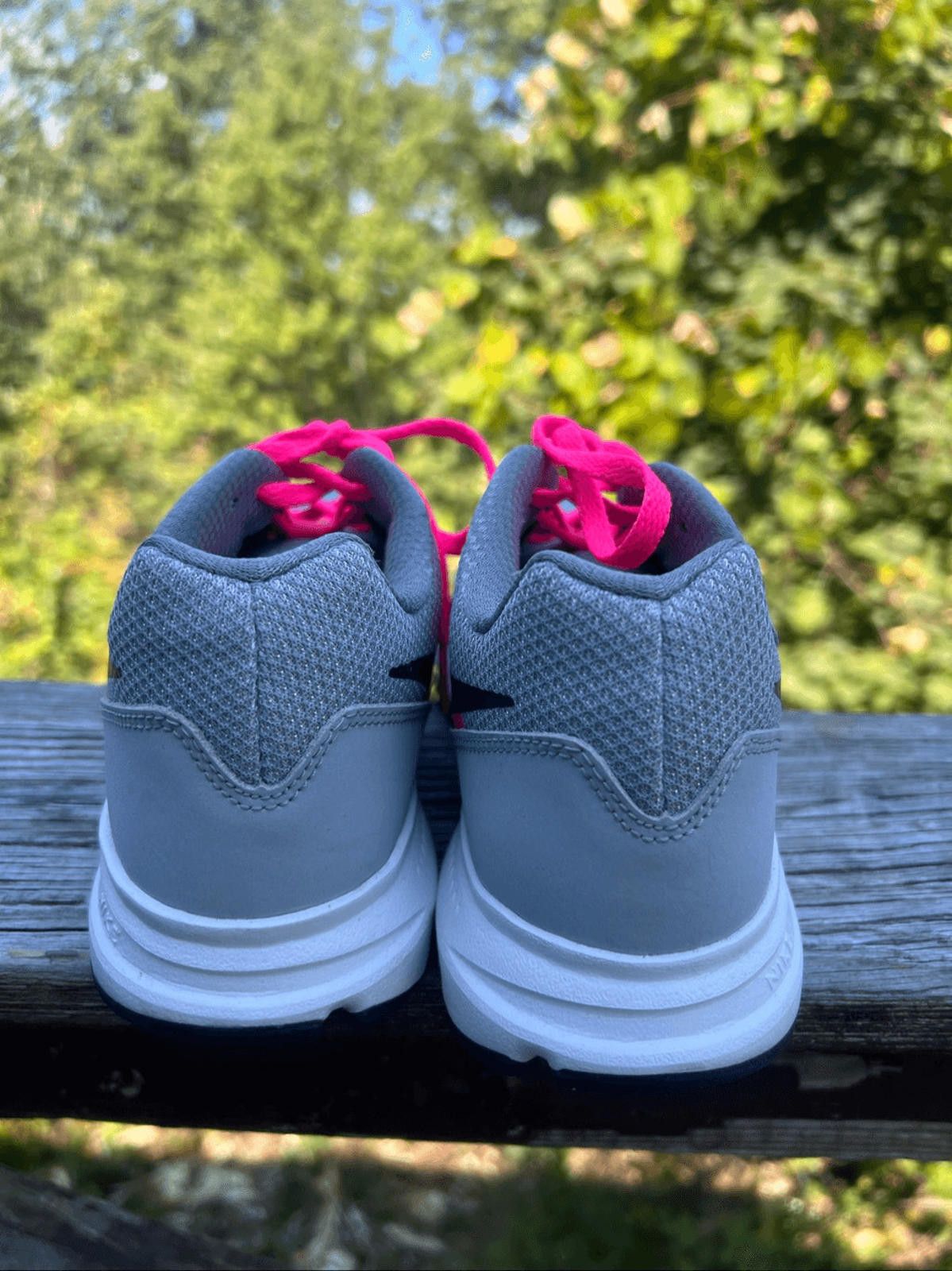 Nike Nike Girls Downshifter 6 Sz 6Y Pink/Black/Gray 685167-007 Size US 6 / IT 36 - 3 Thumbnail