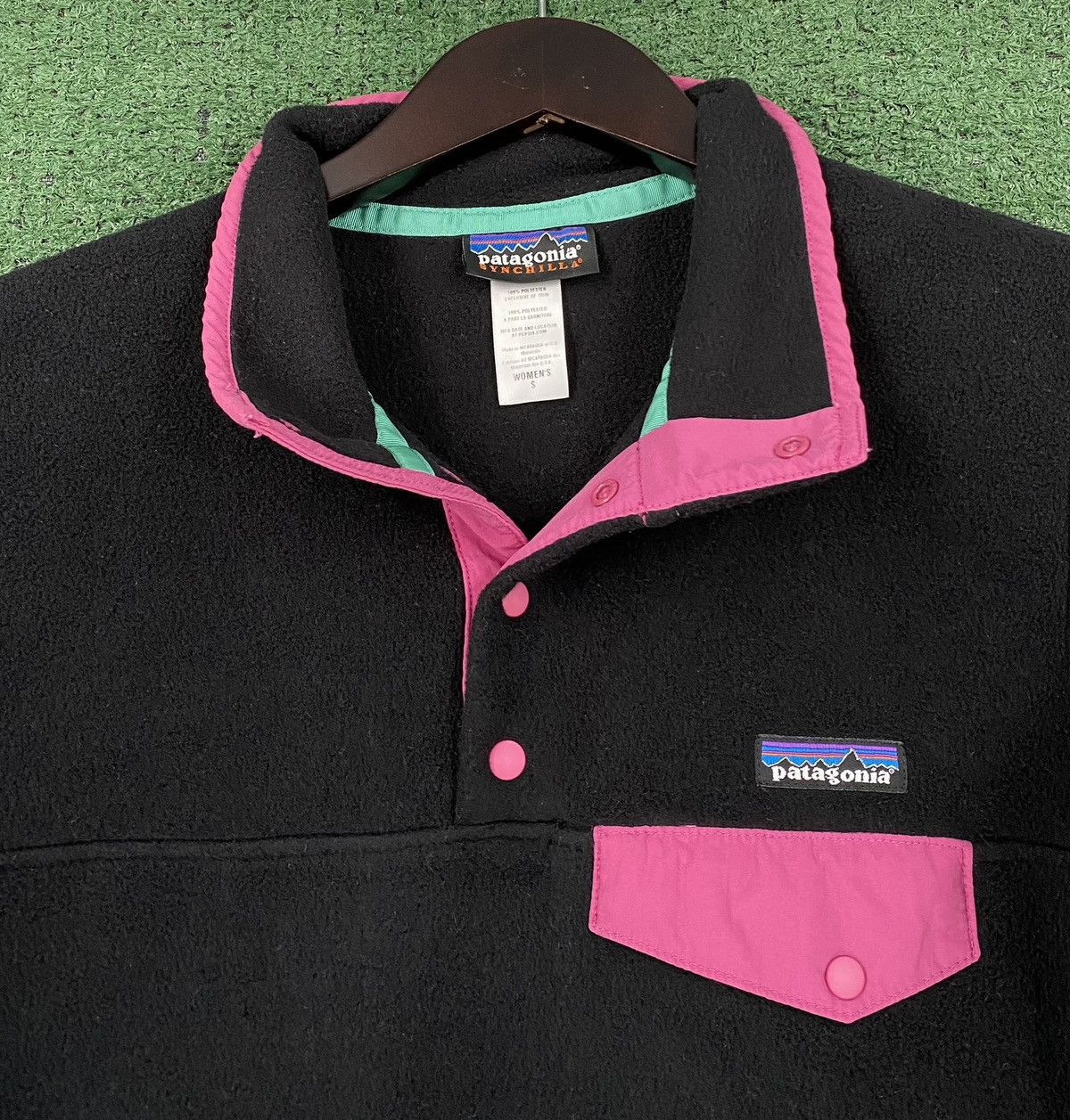 Patagonia VTG Patagonia Synchilla Snap T Black & Pink Fleece Jacket Size S / US 4 / IT 40 - 2 Thumbnail