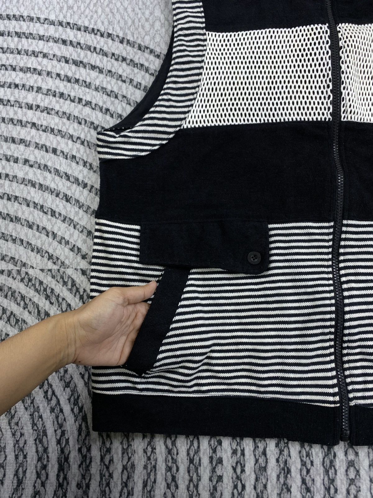 Japanese Brand Vintage Monterey & Camel Retro Style Zipper Vest Size US M / EU 48-50 / 2 - 6 Thumbnail