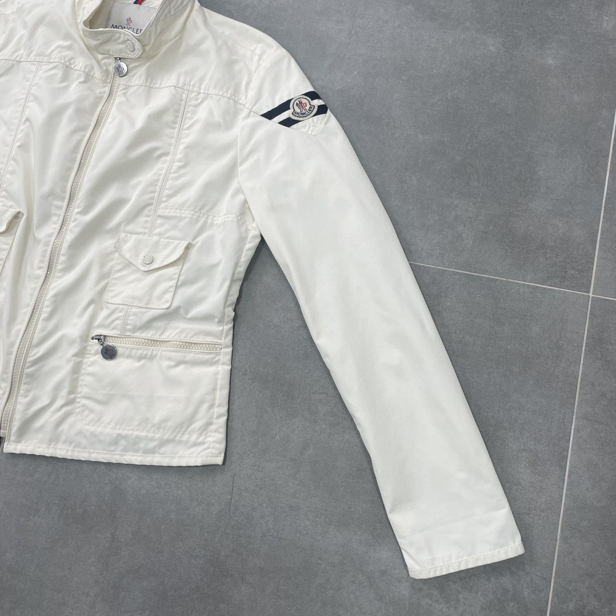 Moncler Authentic Moncler Women Jacket Size 3 (M) Size M / US 6-8 / IT 42-44 - 8 Thumbnail