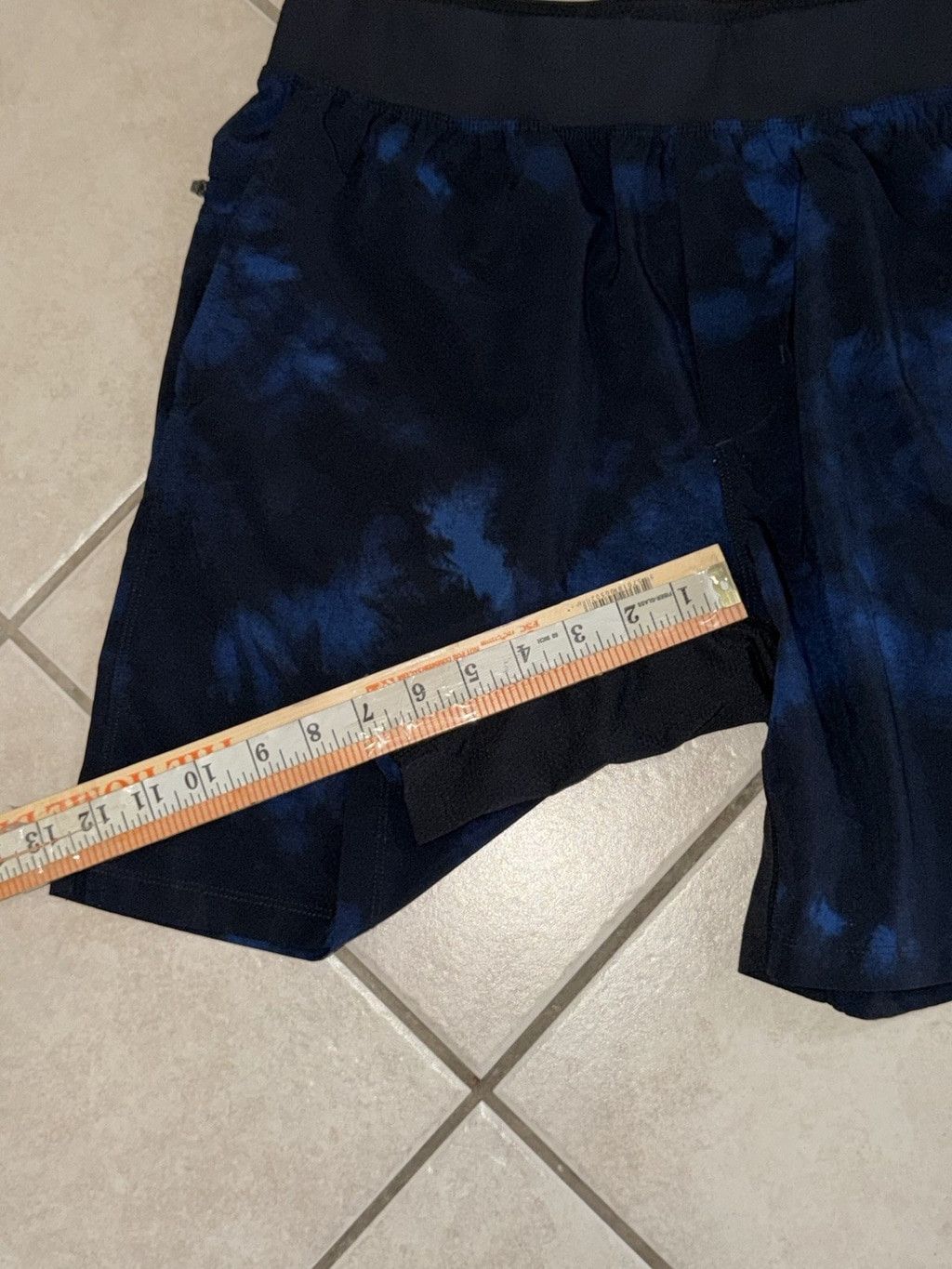 Fabletics FABLETICS FRANCHISE MEN’S SHORT 7” UNLINED BLUE/BLACK LARGE Size US 32 / EU 48 - 3 Thumbnail