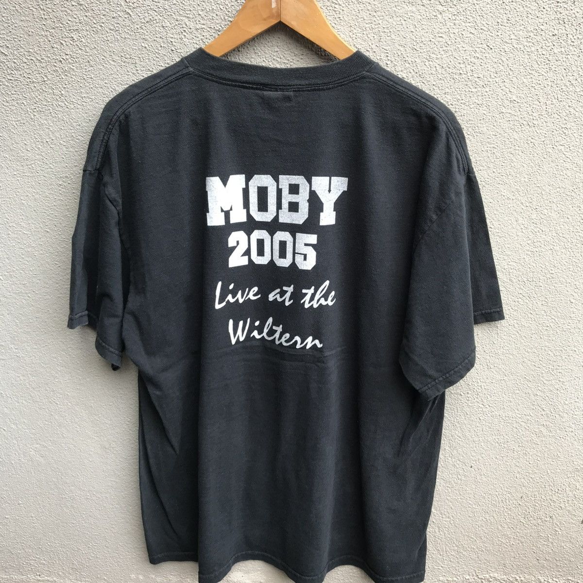 Band Tees Vintage MOBY band tee electronica techno trip hop Size US L / EU 52-54 / 3 - 3 Thumbnail