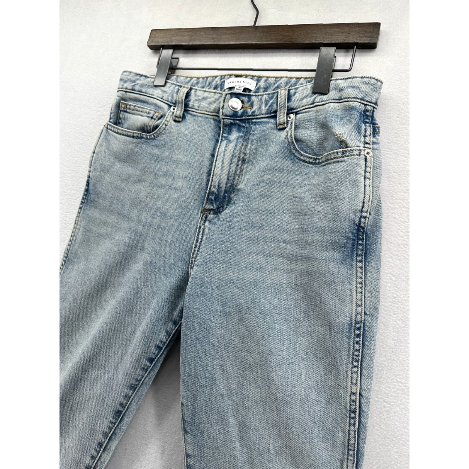 Vintage Gianni Bini Womens Jeans Straight Light Wash 30 Regular Inseam 32" Blue Cotton Denim Pockets Women Size 30 Size 30" / US 8 / IT 44 - 2 Thumbnail