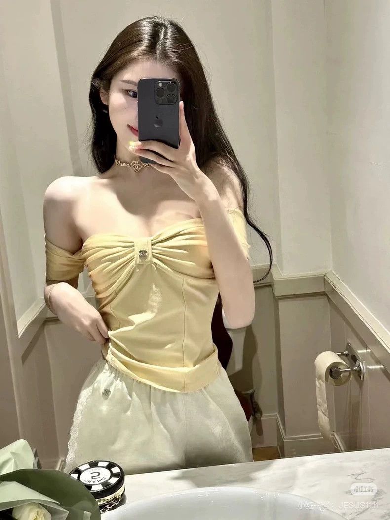 Chanel Chanel 23S spring and summer show yellow bow rhinestone de Size XS / US 0-2 / IT 36-38 - 8 Thumbnail