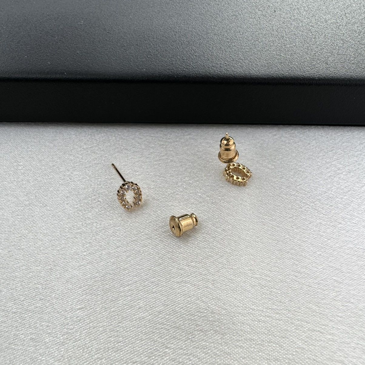 Designer CZ Tiny Horseshoe Stud Earrings for Women Daily Simple Style Size ONE SIZE - 3 Thumbnail