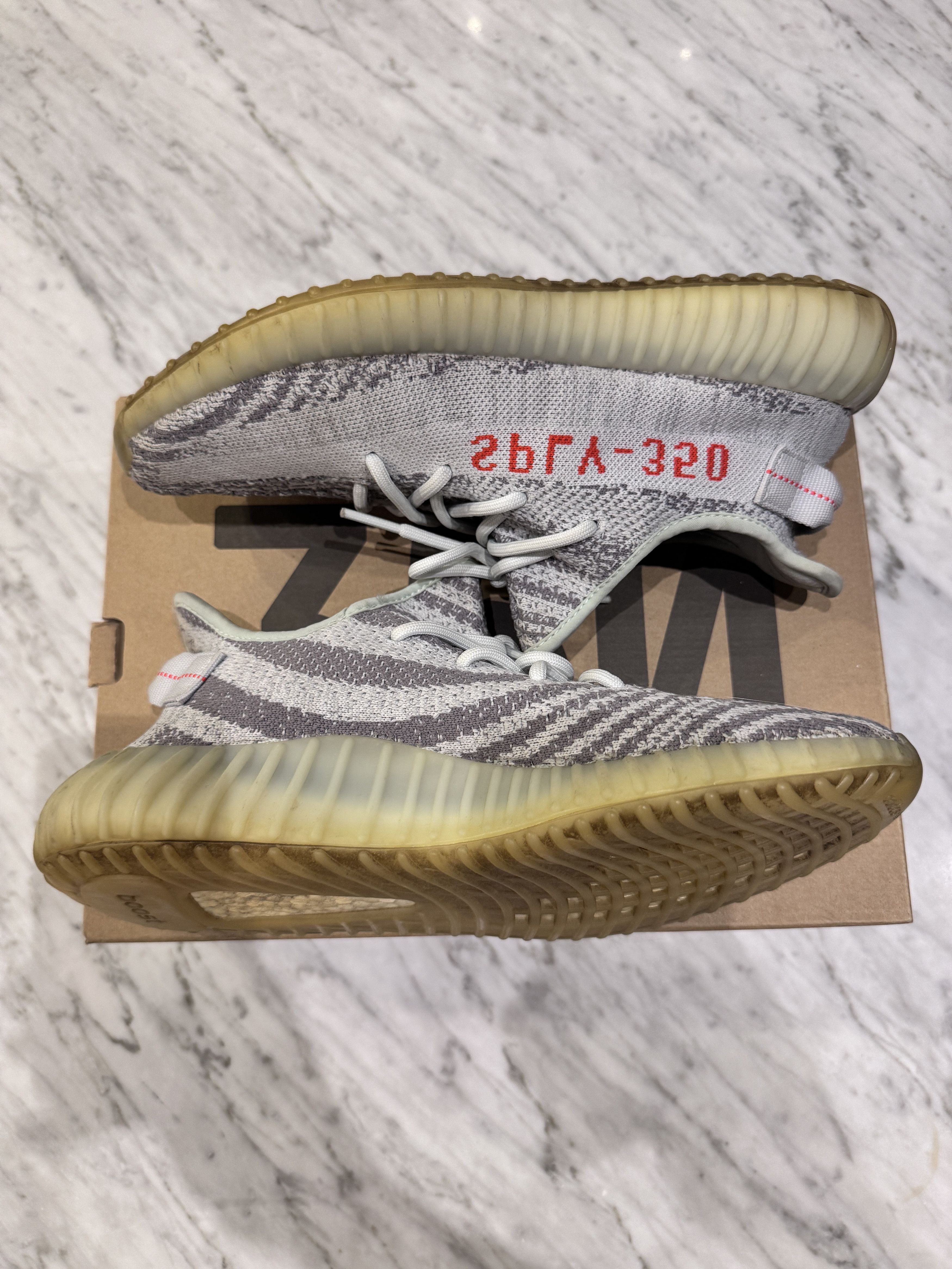 Adidas × Kanye West Yeezy Boost 350 V2 Blue Tint Size US 10 / EU 43 - 4 Thumbnail