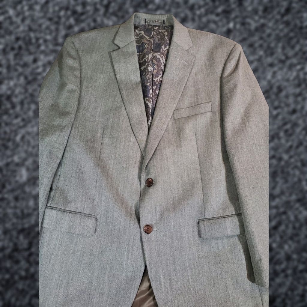 Ralph Lauren VINTAGE RALPH LAUREN Signature Sport Coat Gray Wool Blend- Paisley Lining Mens 42R Size US XS / EU 42 / 0 - 1 Thumbnail