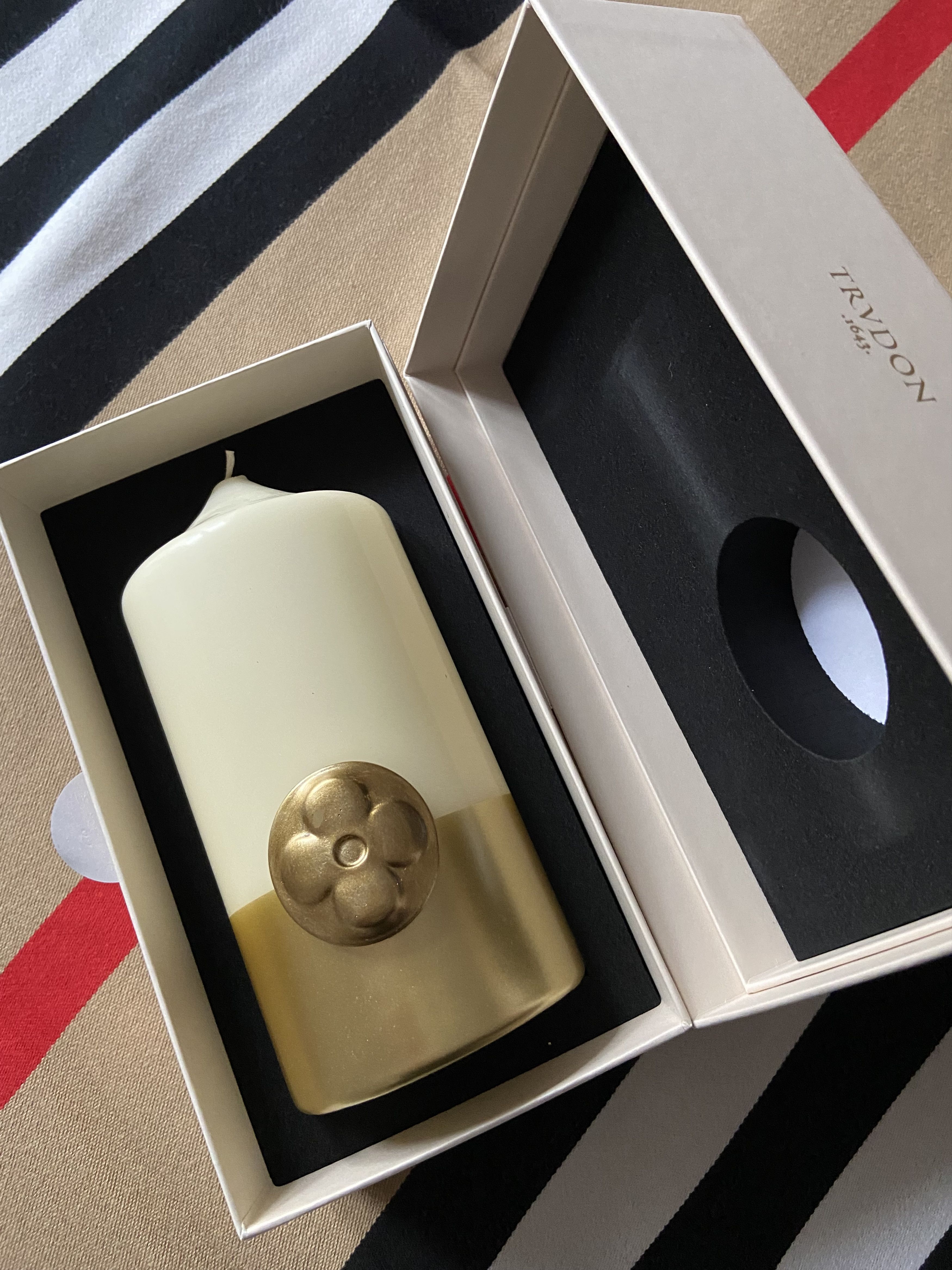 Louis Vuitton New Trudon X Vuitton Candle Size ONE SIZE - 3 Thumbnail