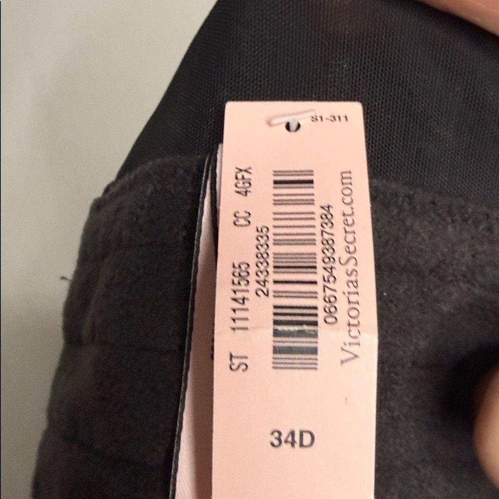 Victoria's Secret NWT Limited Edition 2018 NY Fashion show Swarovski bra 34D Size ONE SIZE - 9 Thumbnail