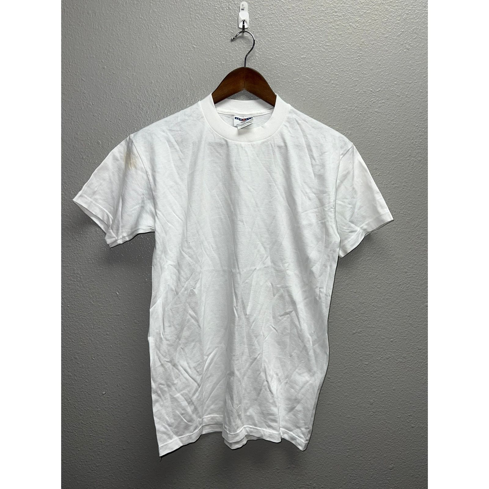 Jerzees Vintage White Blank Shirt Jerzees Stained On Sleeve Tee S Size US S / EU 44-46 / 1 - 1 Thumbnail