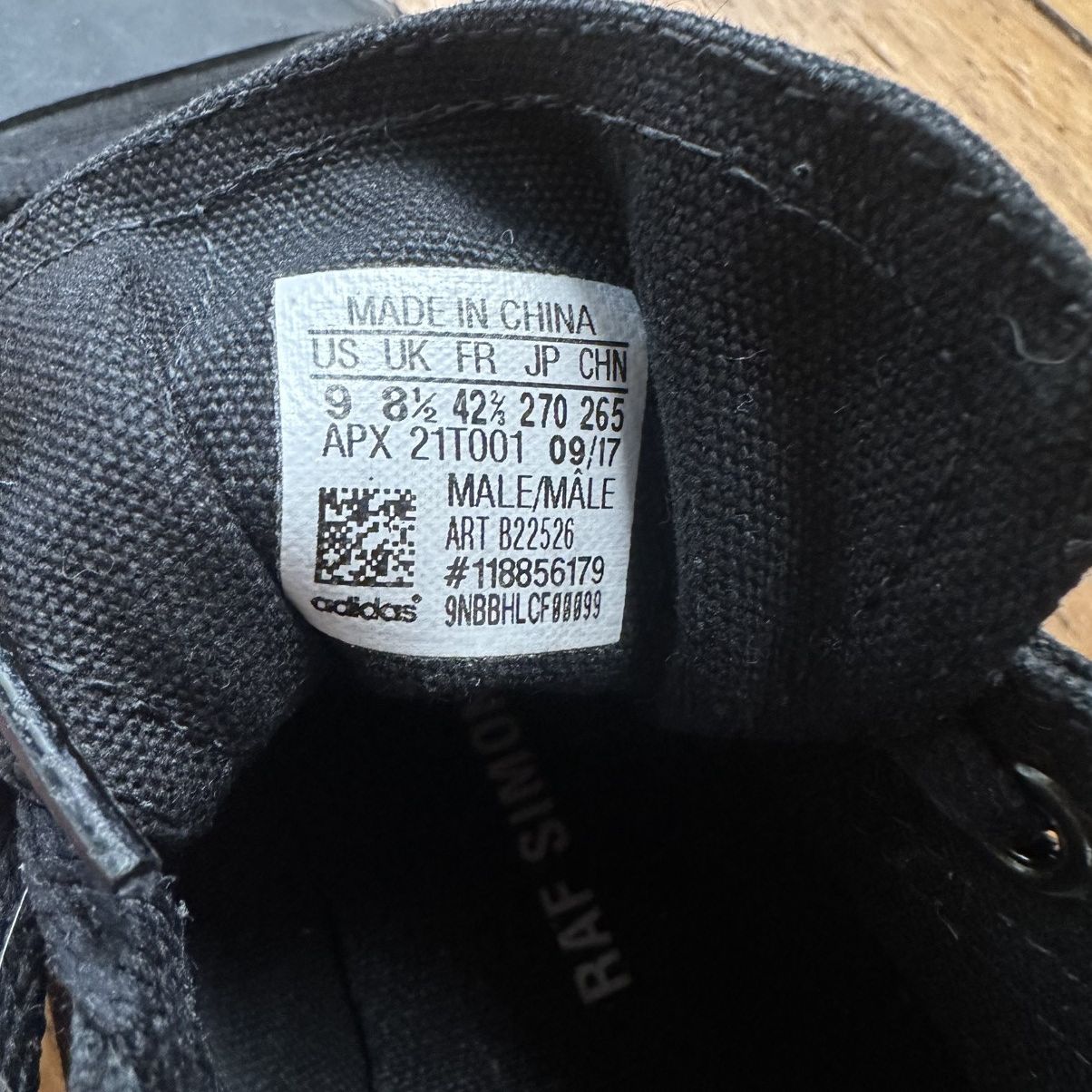 Adidas × Raf Simons Raf Simons Detroit Runner Size US 9.5 / EU 42-43 - 6 Thumbnail