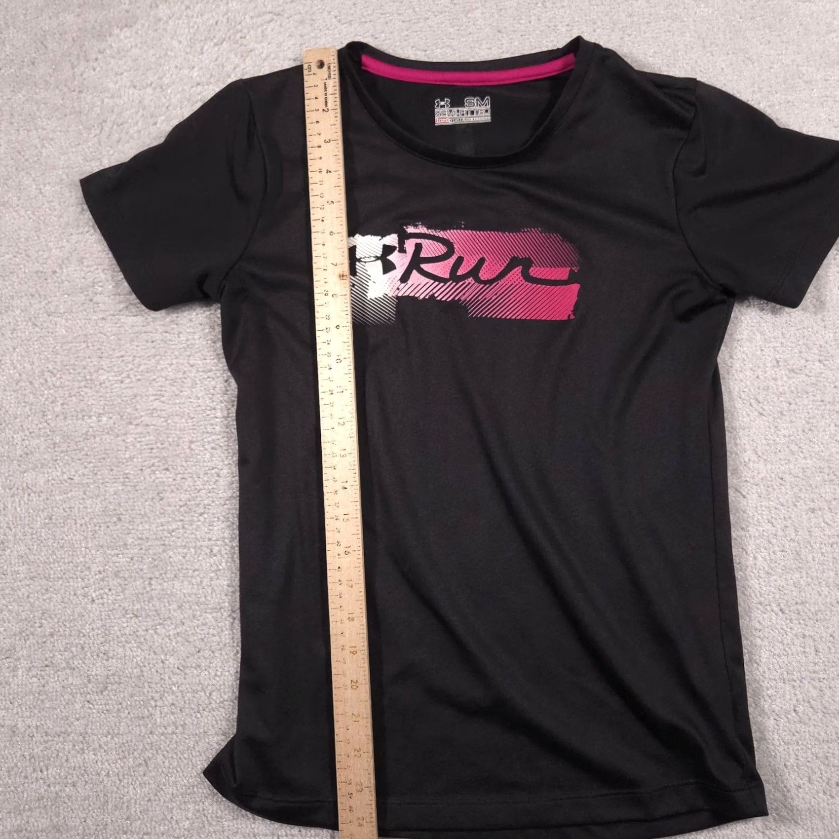 Under Armour Under Armour HeatGear Run Shirt Womens Small Black Short Sleeve Athletic Running Shirt Size S / US 4 / IT 40 - 6 Thumbnail