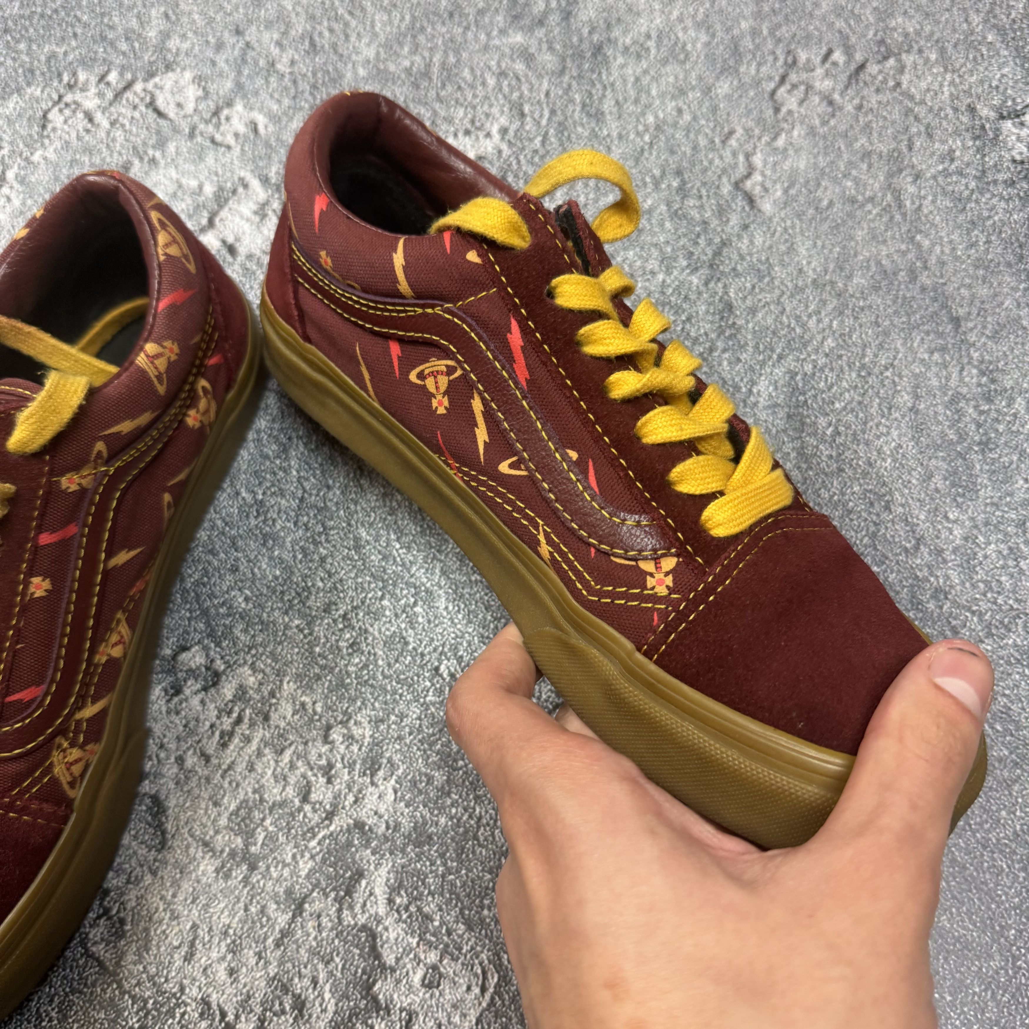 Vans × Vivienne Westwood Vivienne Westwood x Vans Sz 5.5 = US Size US 5.5 / EU 38 - 6 Thumbnail