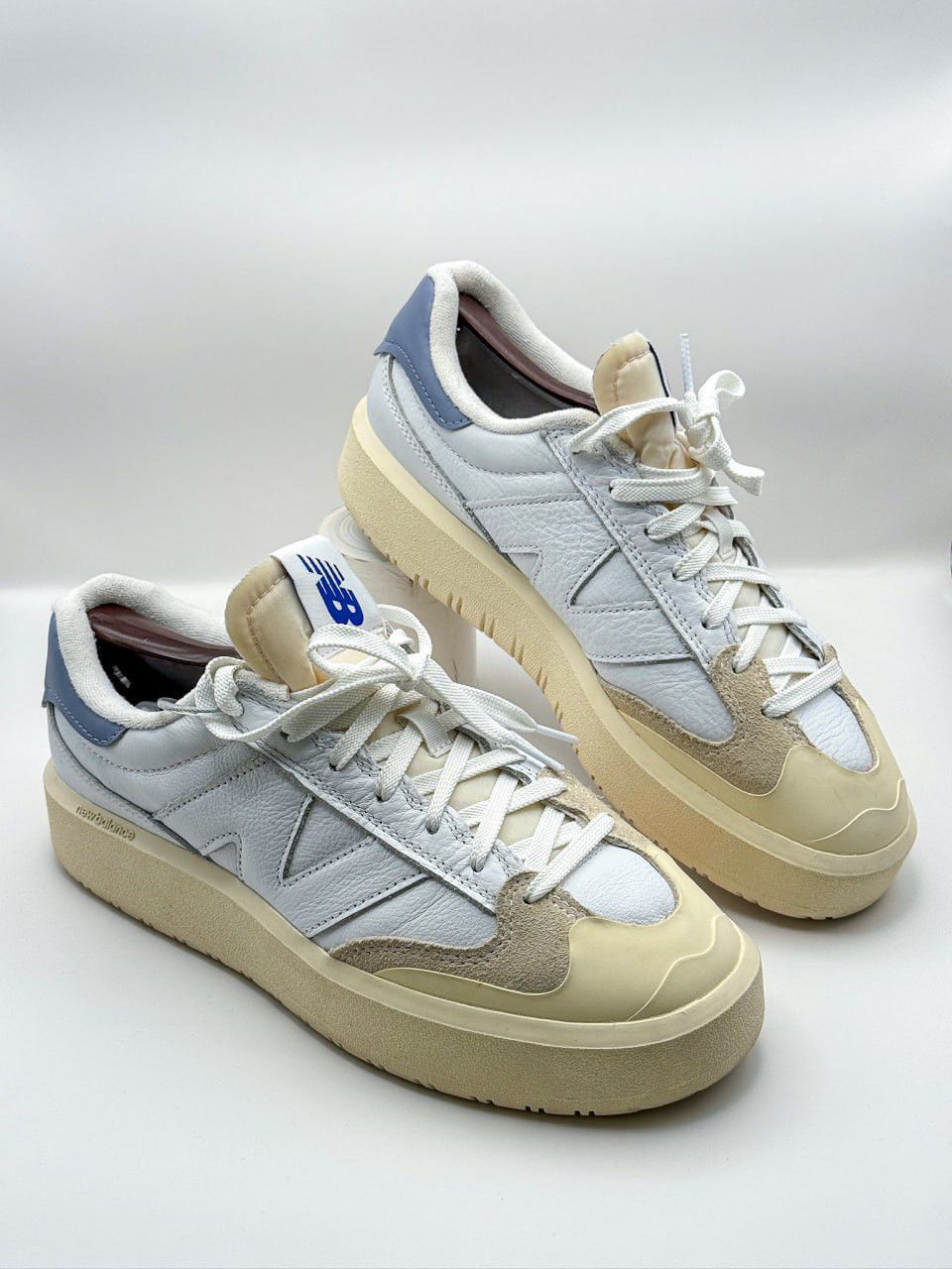 New Balance New Balance CT302 White/Cream Leather Sneakers Size US 8.5 / EU 41-42 - 1 Thumbnail