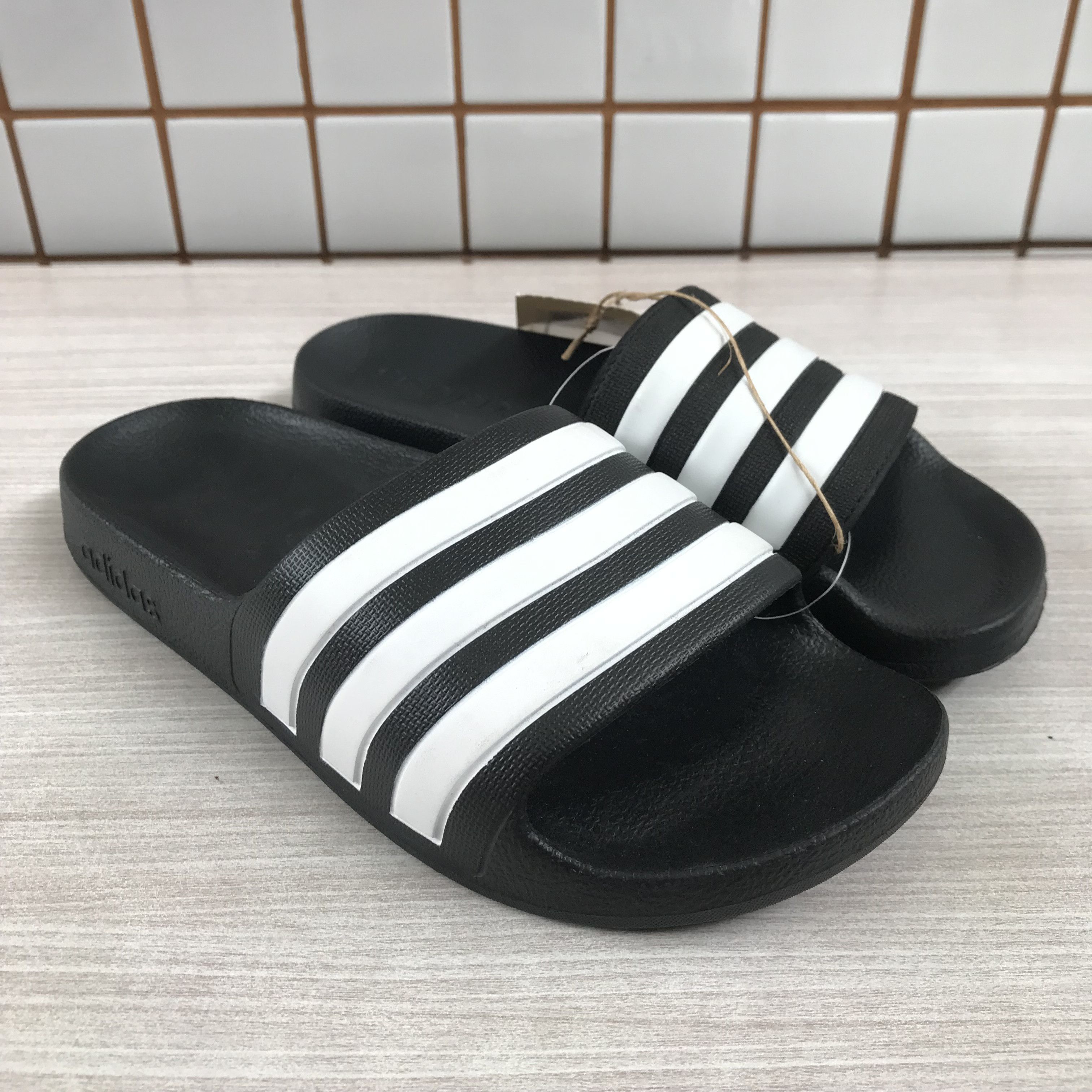 Adidas Adidas Adilette Sandals Slide black white Stripe Size 4uk Size US 4 / IT 34 - 2 Thumbnail