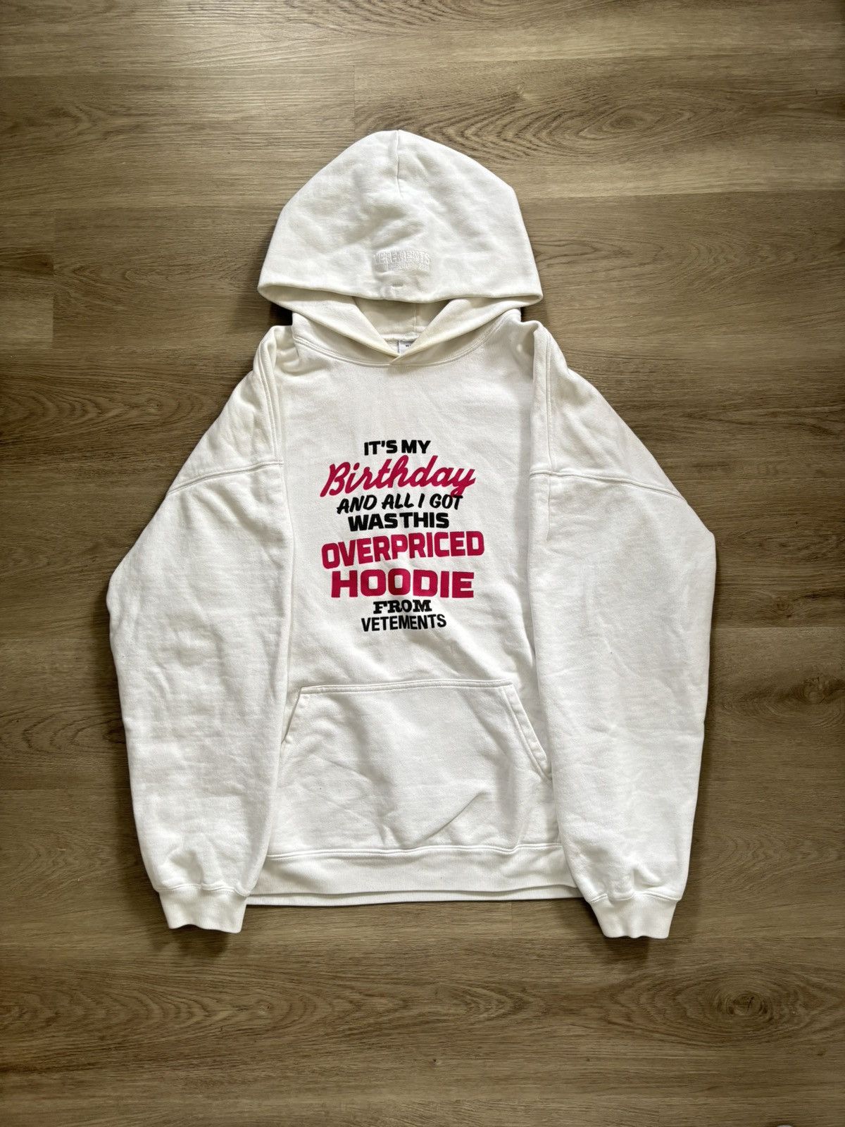 Pre-owned Vetements Birthday Hoodie In White