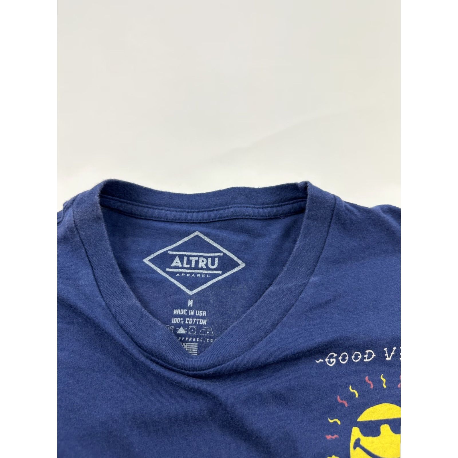 Vintage Altru Shirt Men’s Medium Blue 24/7 Good Vibes Sunny Days Short Sleeve Size US M / EU 48-50 / 2 - 3 Thumbnail