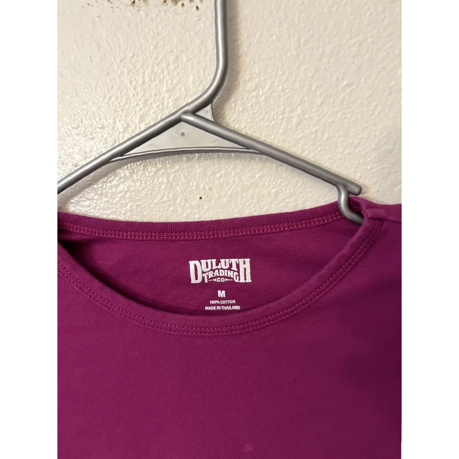 Duluth Trading Company Duluth Trading Co. Womens Magenta T-Shirt Crew Neck Short Sleeve 100% Cotton Casual Outdoor Walking Lightweight Comfort Mens? Size M / US 6-8 / IT 42-44 - 3 Thumbnail