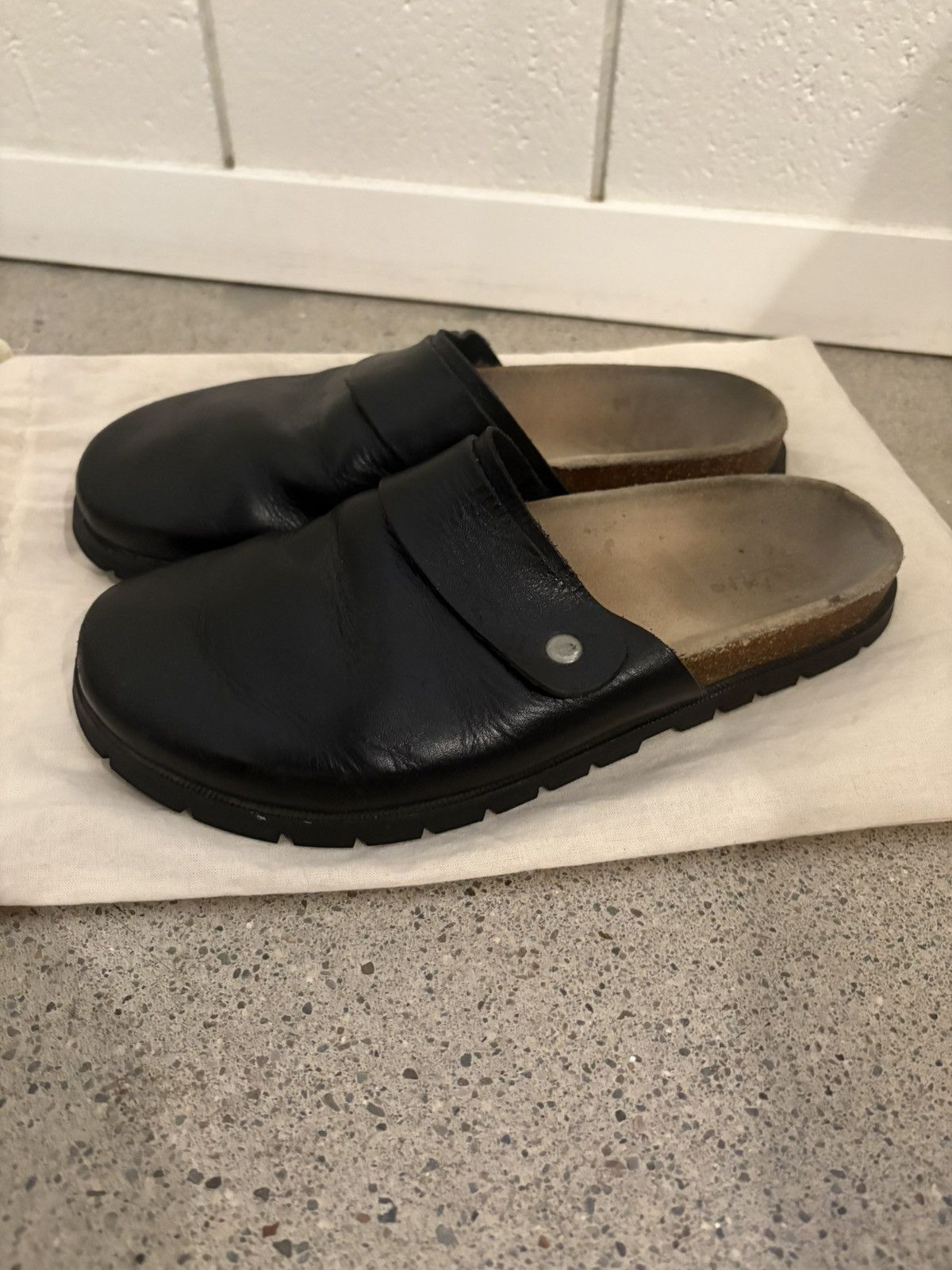 A.P.C. A.P.C. Danny Mules Size US 9 / EU 42 - 1 Thumbnail